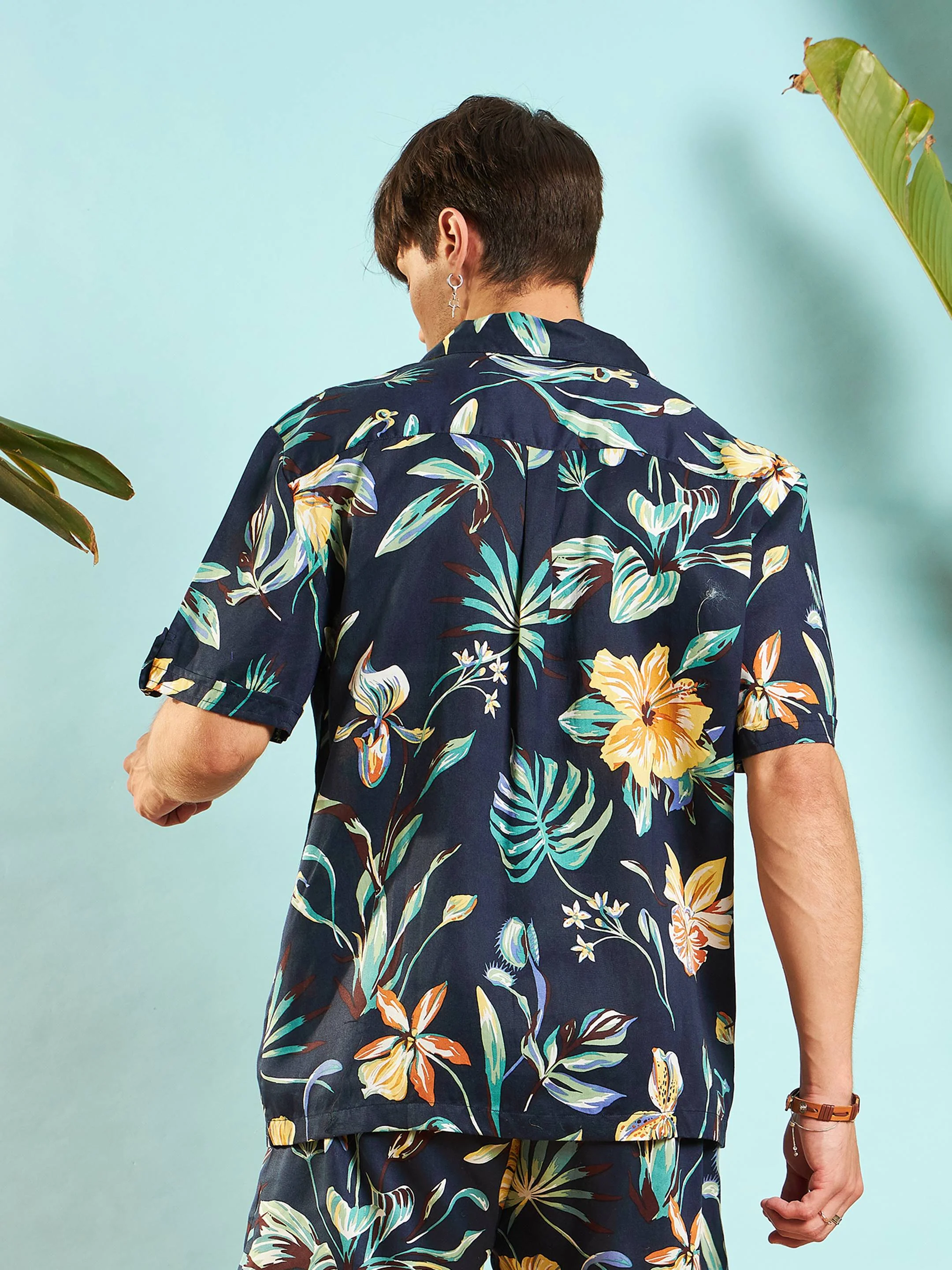 Men Navy Blue Tropical Relax Shirt - Image 5