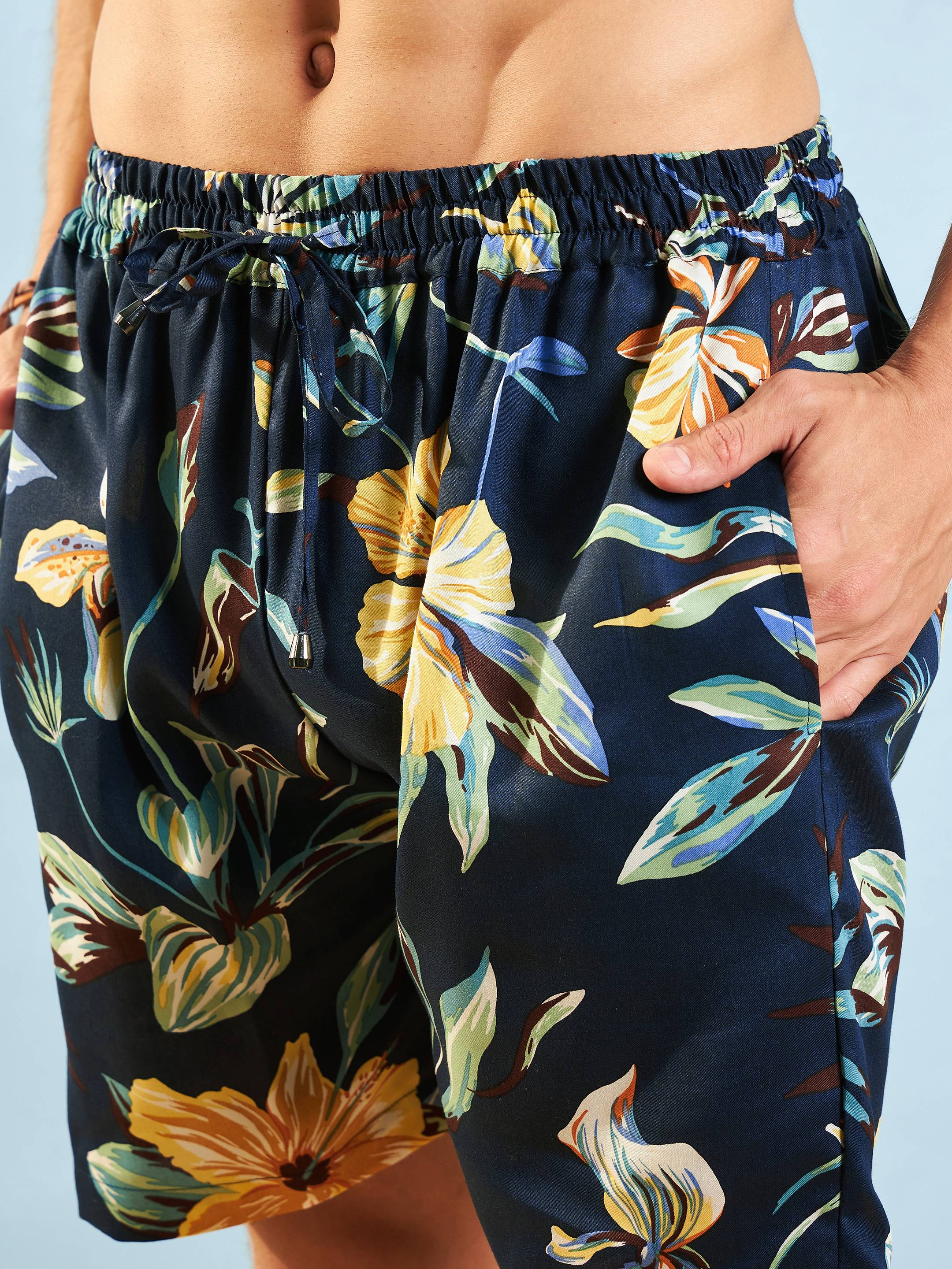 Men Navy Blue Tropical Shirt With Shorts - Image 4