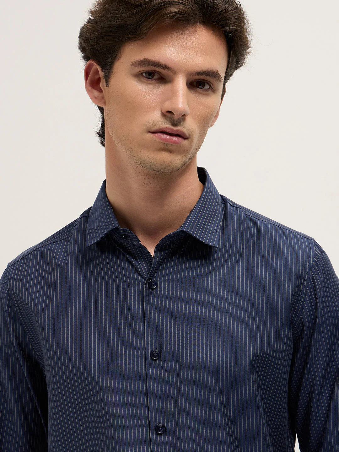 Men Navy Blue Woven Pin Stripe Design Tailored Fit Formal Shirt - Image 5