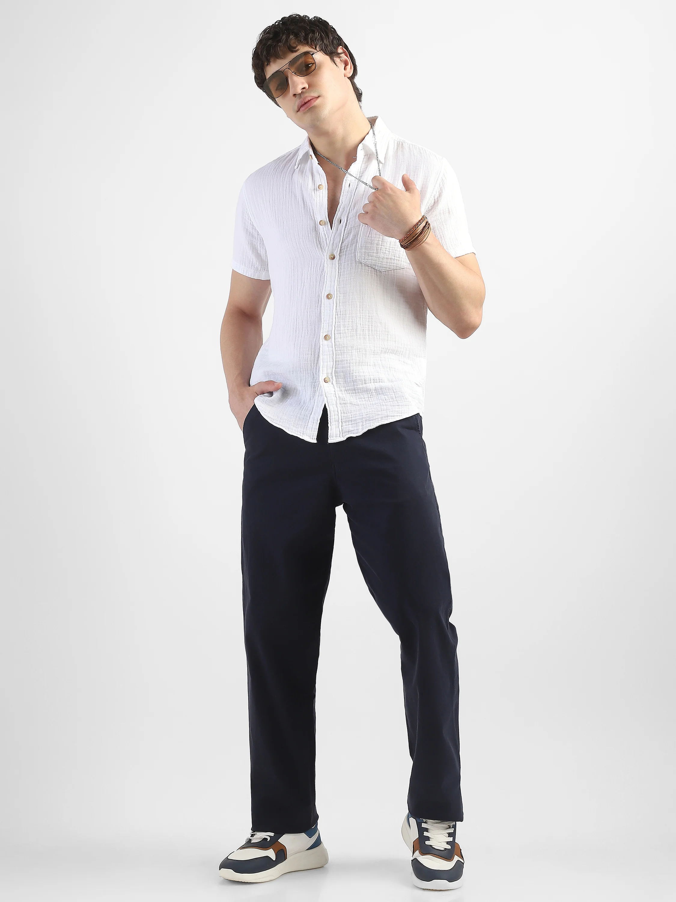 Men Navy Straight Fit Trousers - Image 2