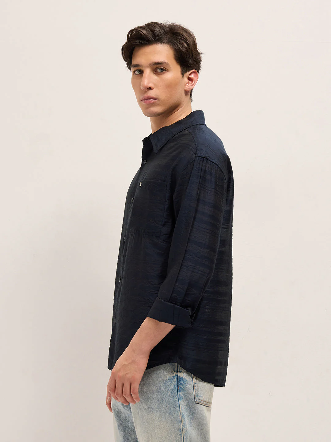 Men Navy Crinkled Horizontal Textured Stripe Relaxed Fit Casual Shirt - Image 3