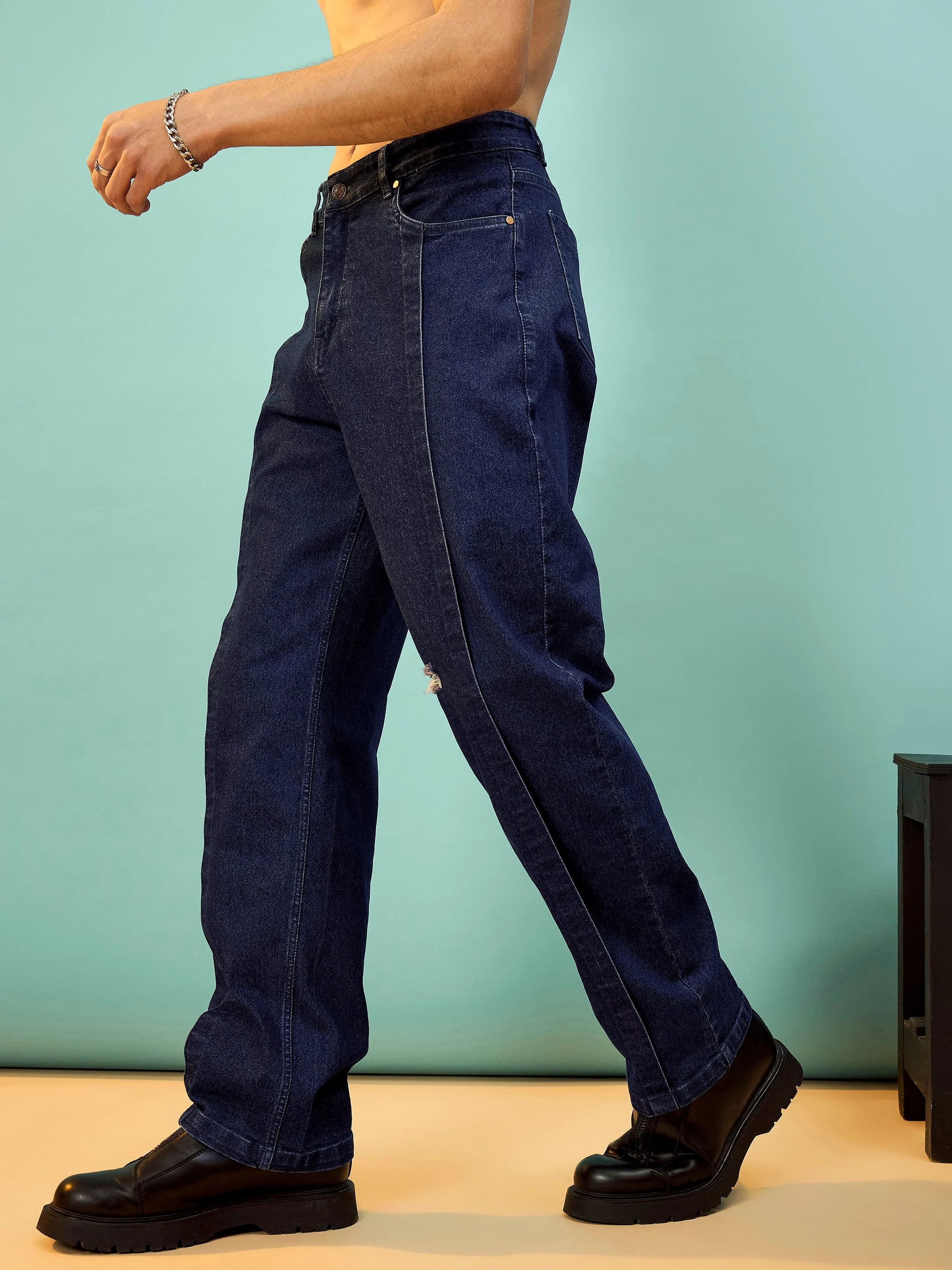 Men Navy Front Detail Oversized Jeans - Image 3