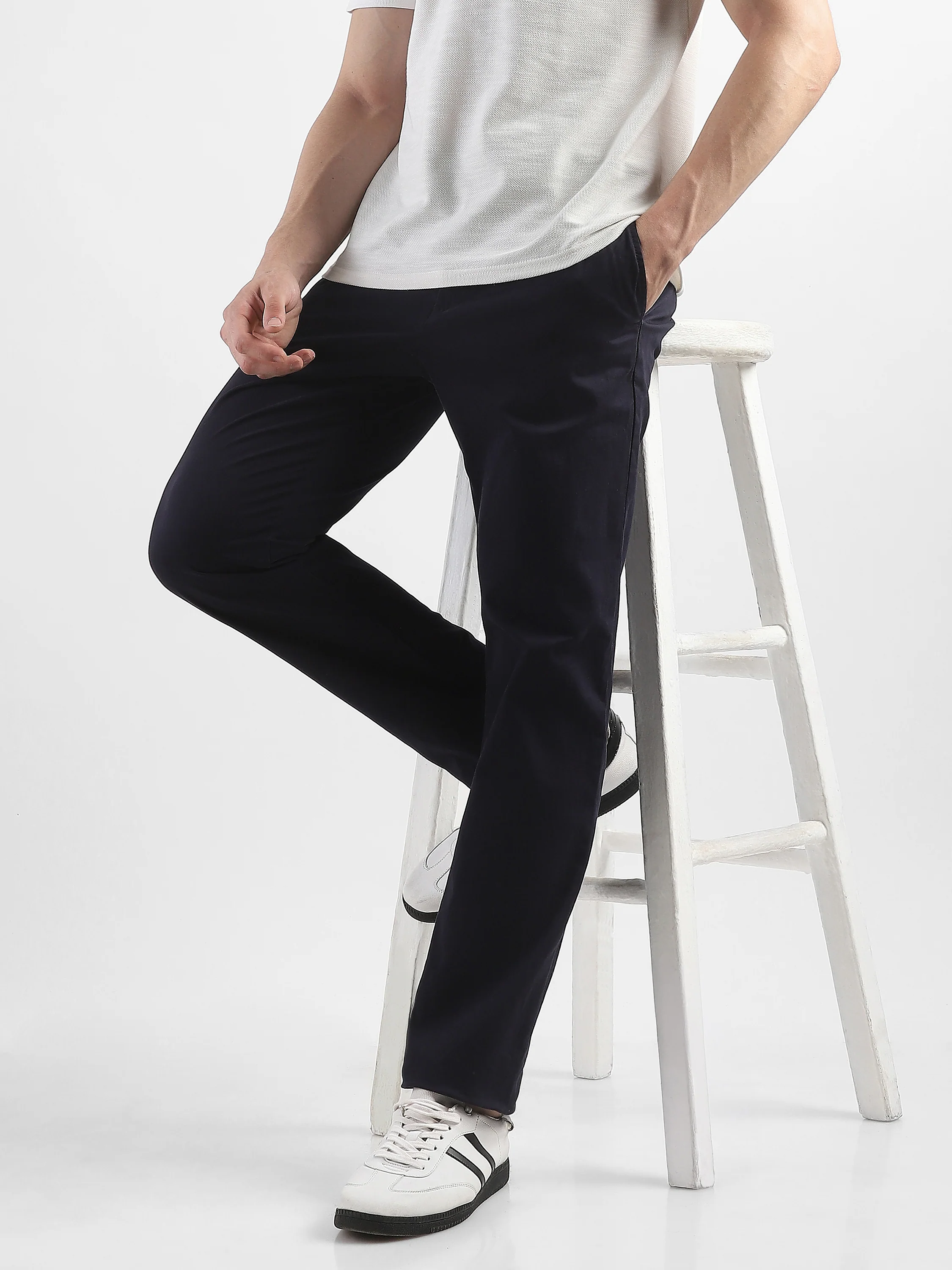 Men Navy Mid Rise Formal Trousers - Image 7