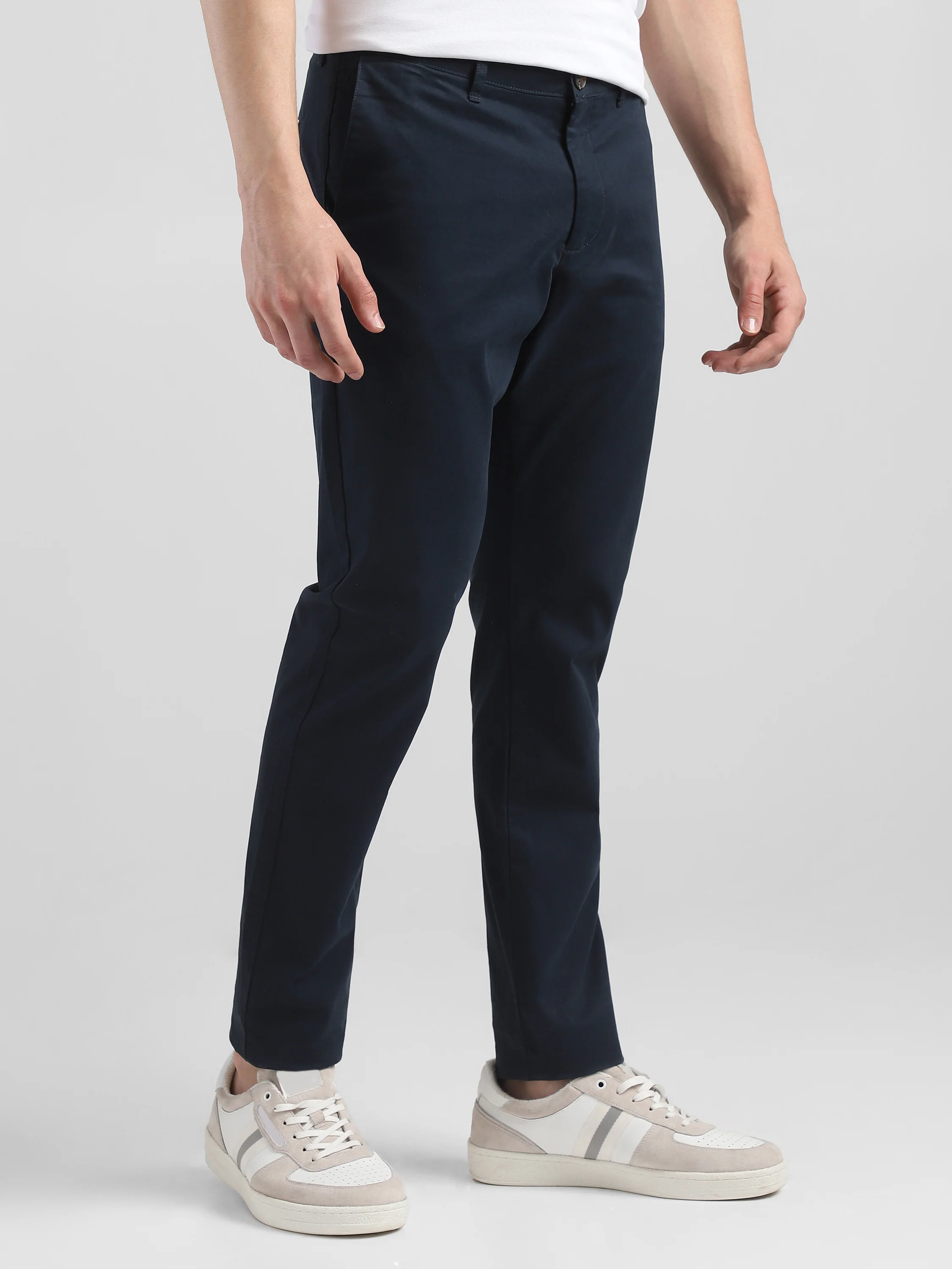 Men Navy Mid Rise Regular Fit Trouser - Image 5