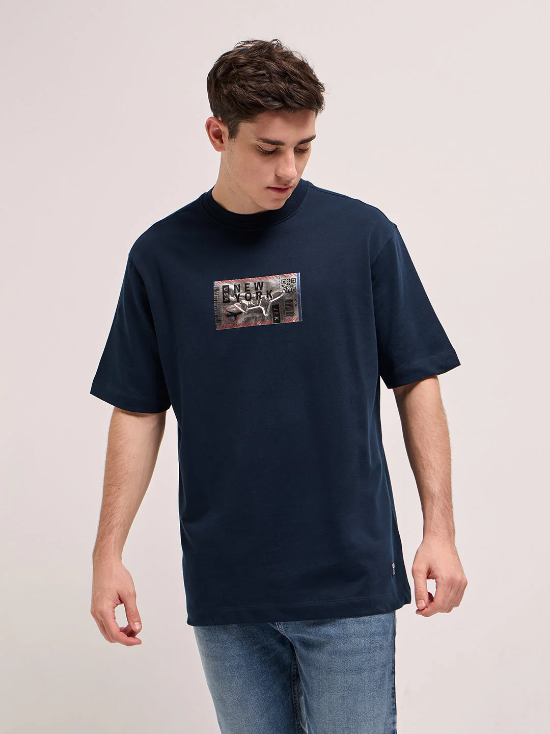 Men Navy Oversize Graphic Printed Crew Neck T-shirt - Image 6