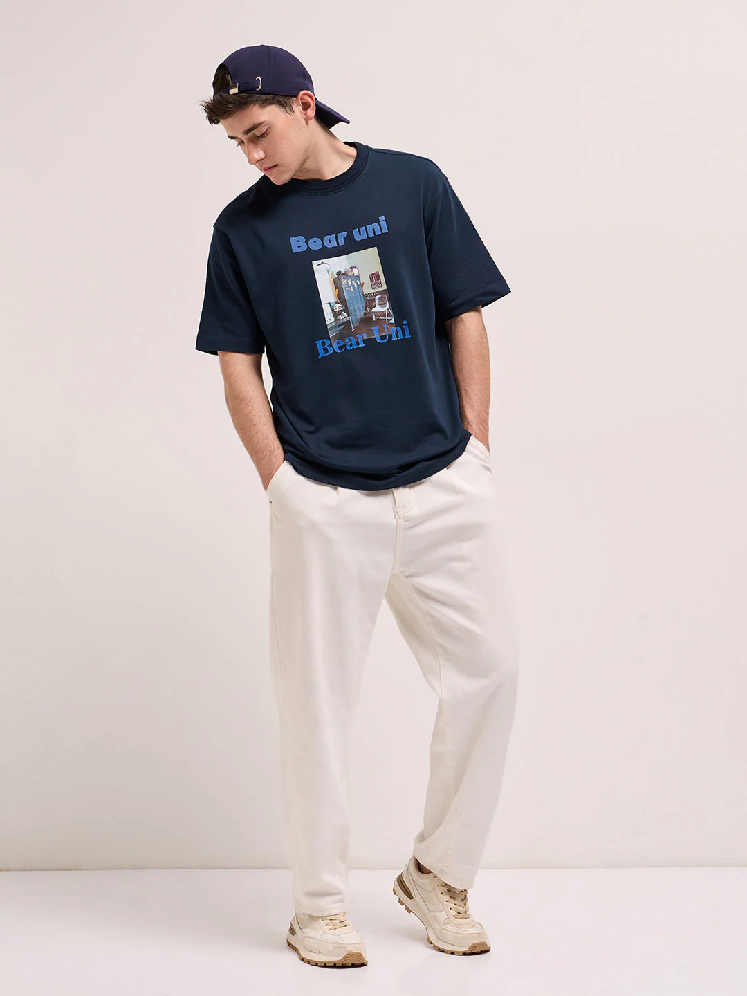 Men Navy Oversize Graphic Printed Crew Neck T-shirt - Image 4