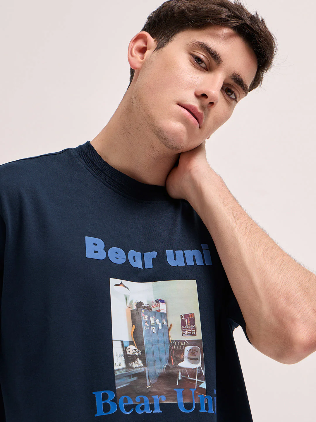Men Navy Oversize Graphic Printed Crew Neck T-shirt - Image 5