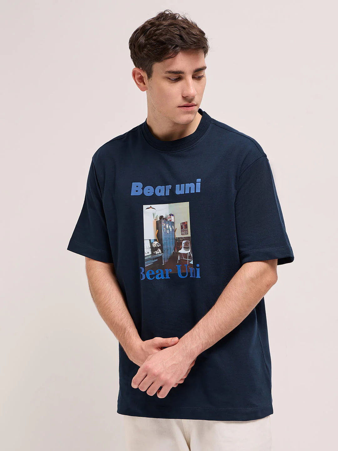 Men Navy Oversize Graphic Printed Crew Neck T-shirt - Image 6