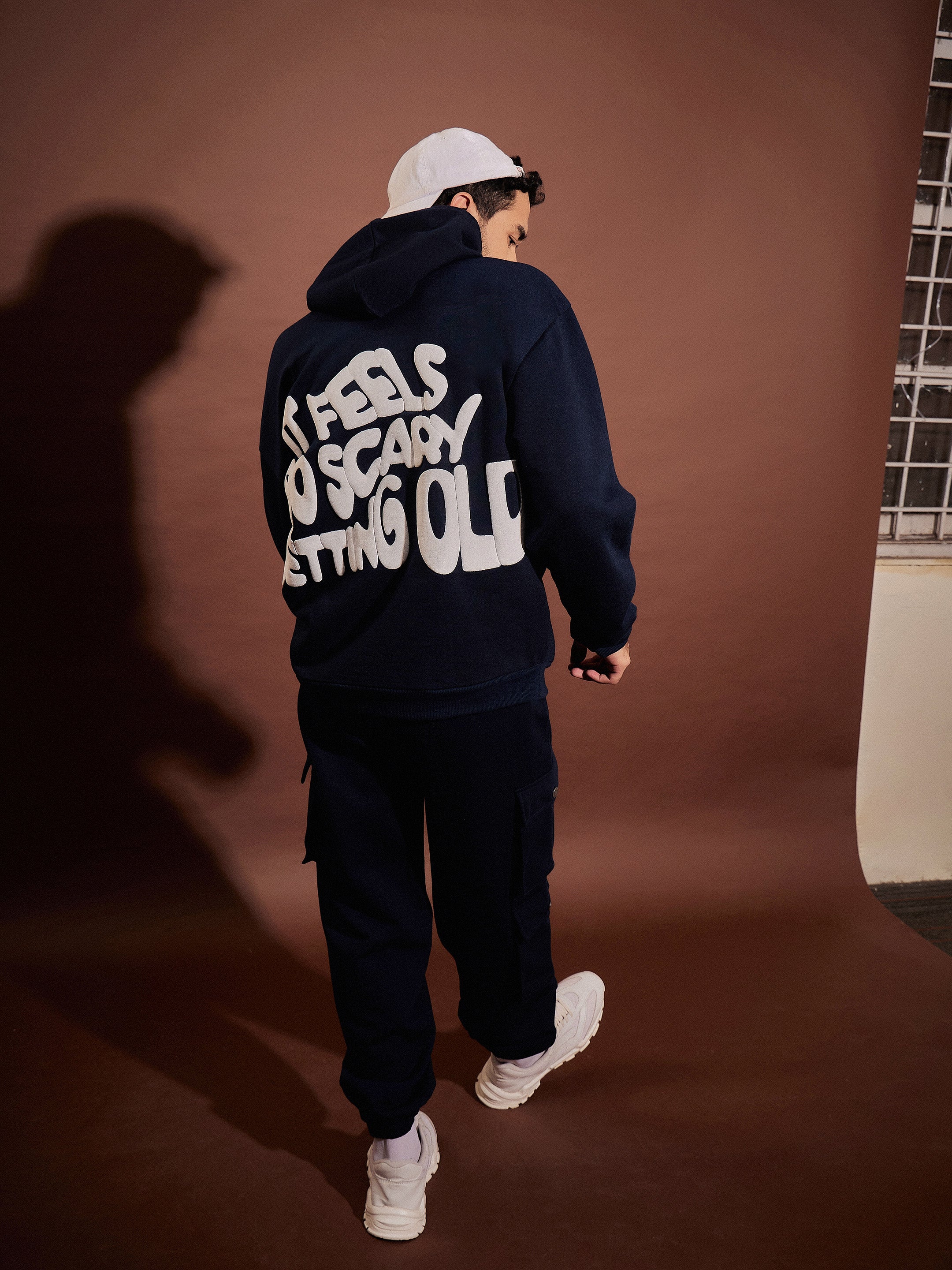Men Navy Oversized Hoodie With Joggers - Image 6