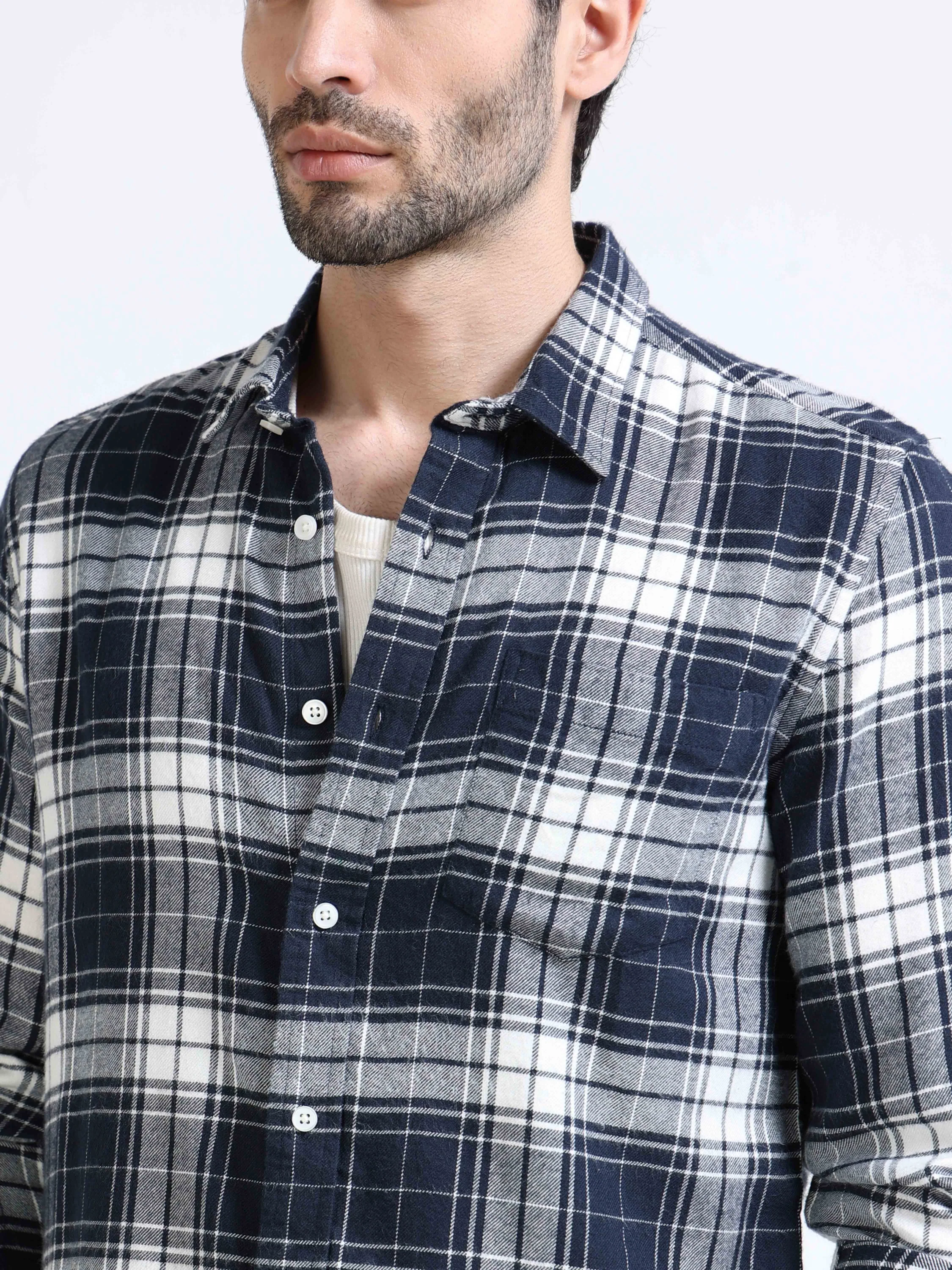 Men Navy Plaid Regular Fit Shirt - Image 4