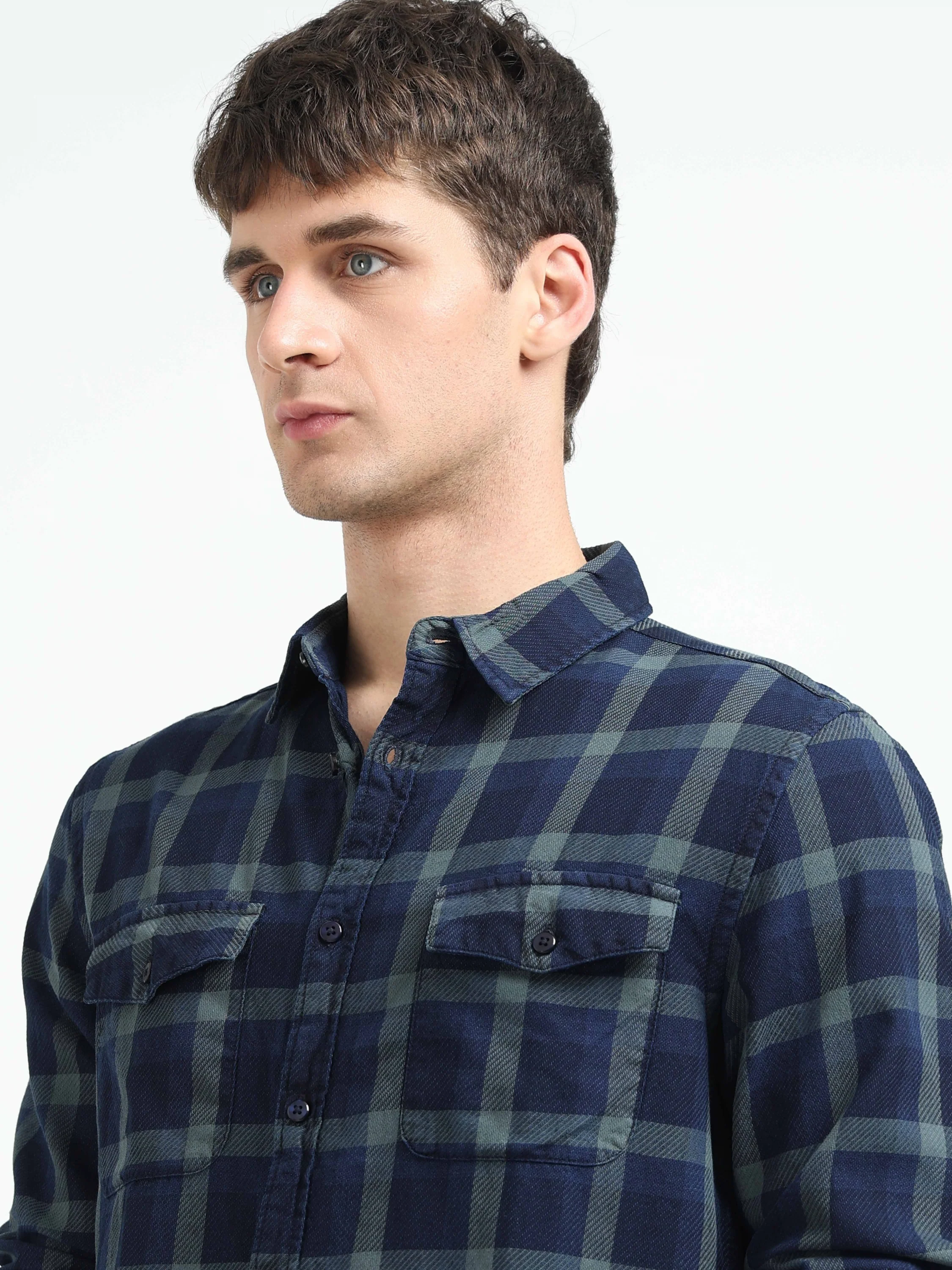 Men Navy Plaid Regular Fit Shirt - Image 5