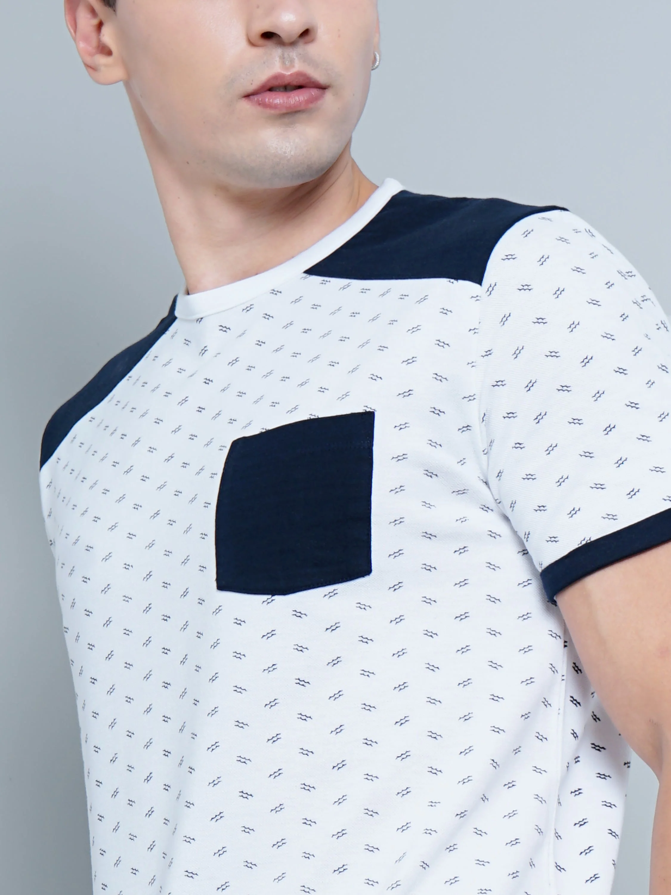 Men Navy Pocket White T-Shirt - Image 5