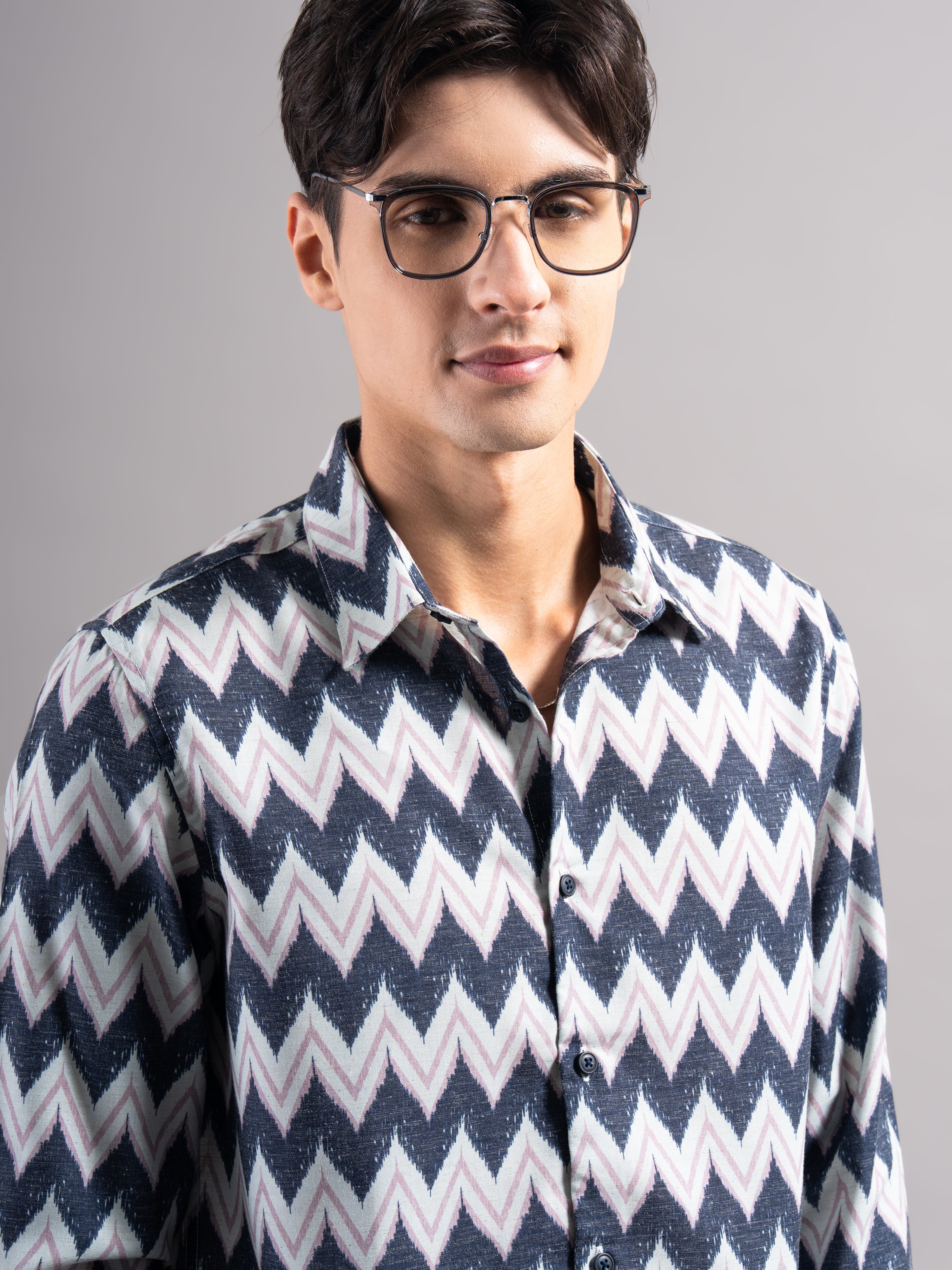 Men Navy Printed Casual Shirt - Image 3