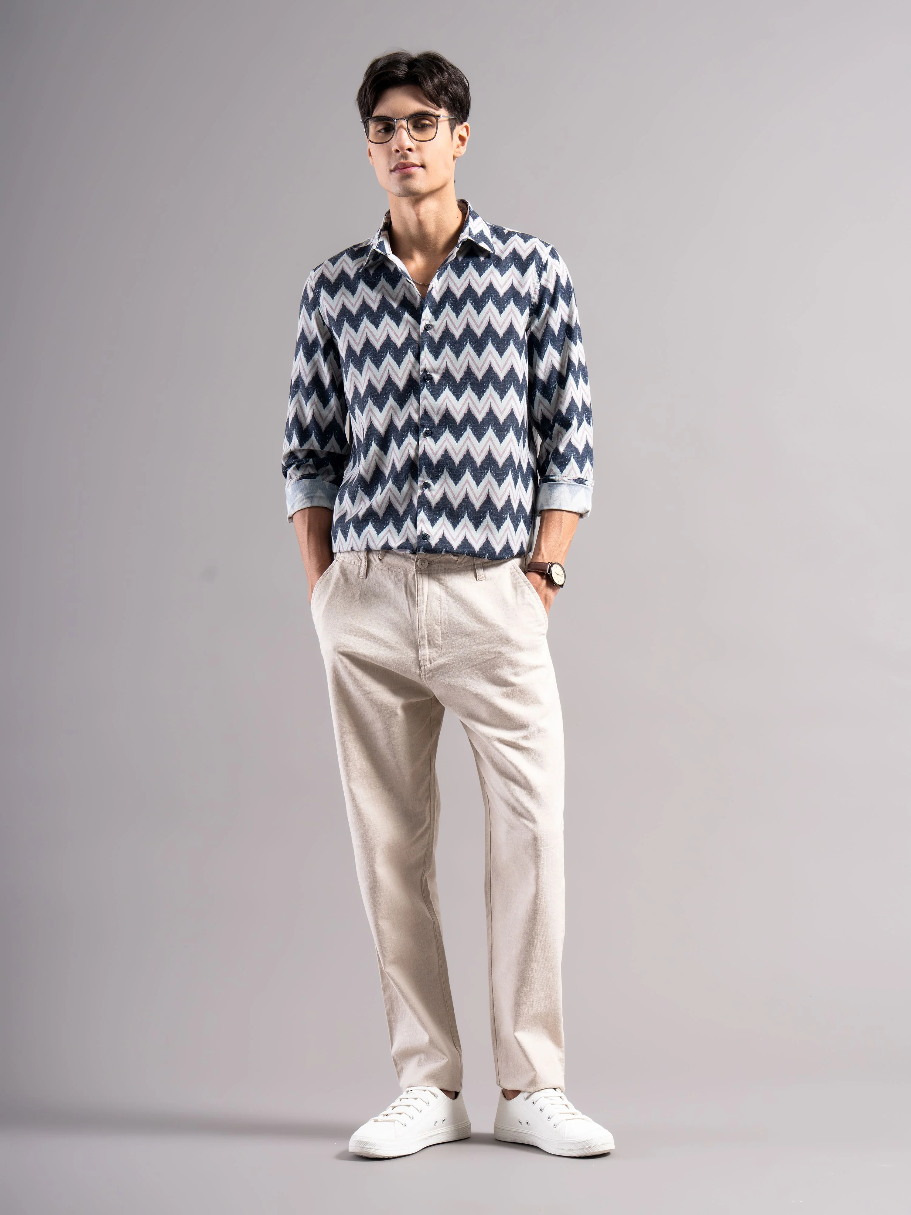 Men Navy Printed Casual Shirt - Image 4