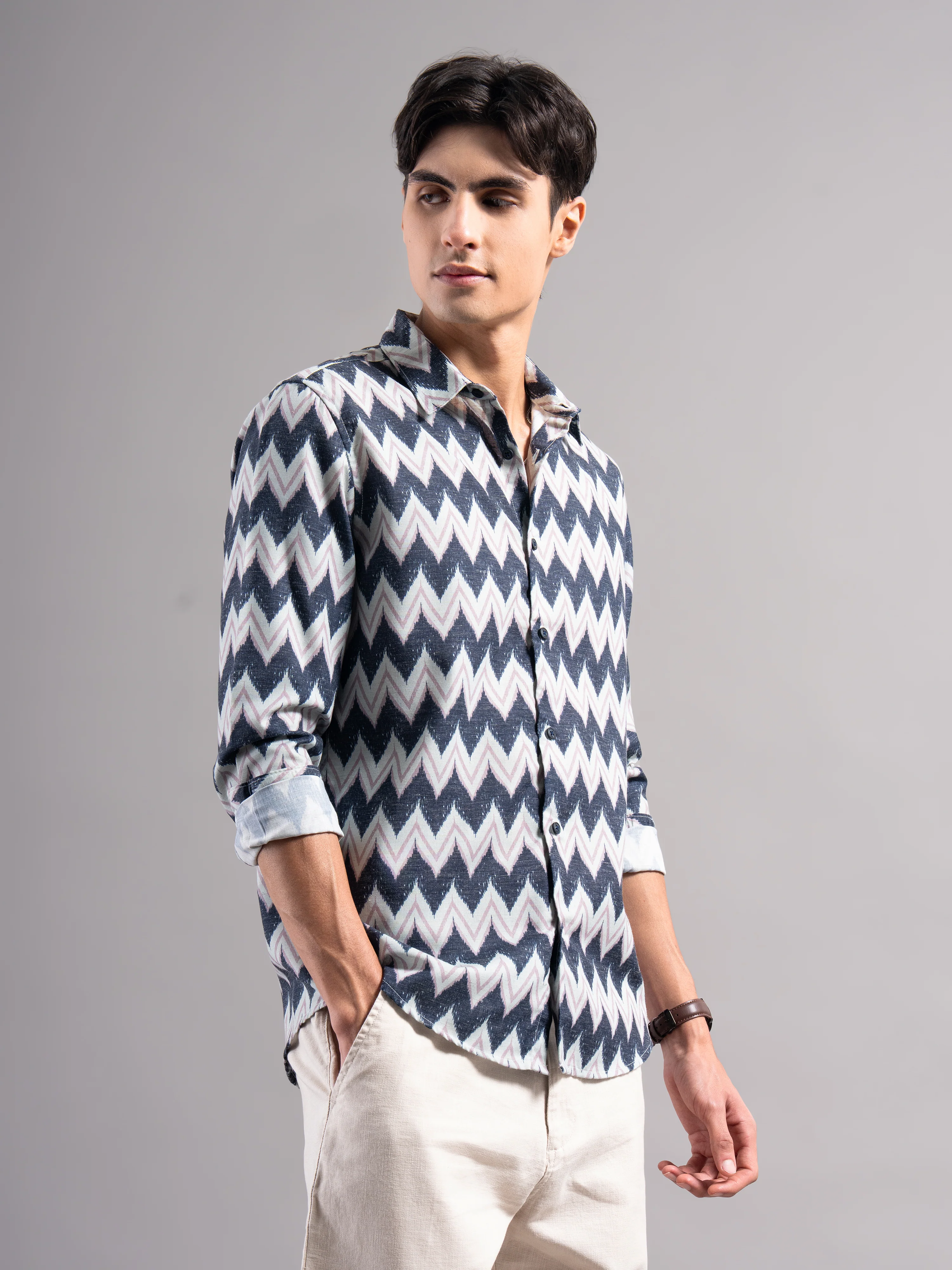 Men Navy Printed Casual Shirt - Image 5