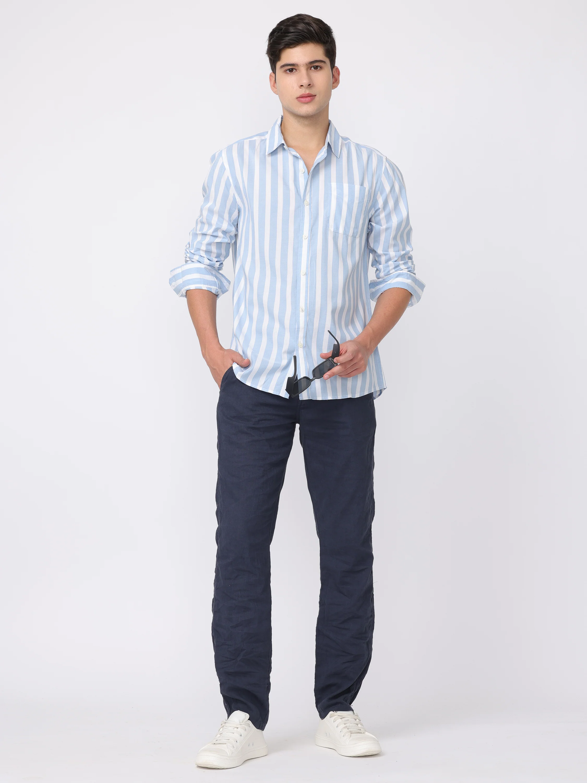 Men Navy Regular Fit Linen Blend Pants - Image 3