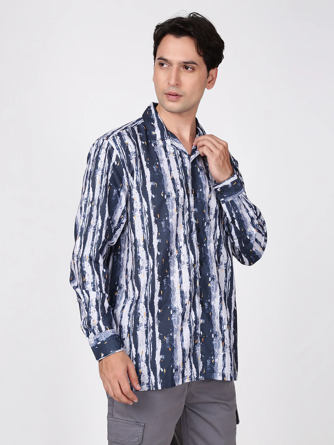 Men Navy Resort Collar Relax Fit Printed Shirt - Image 3