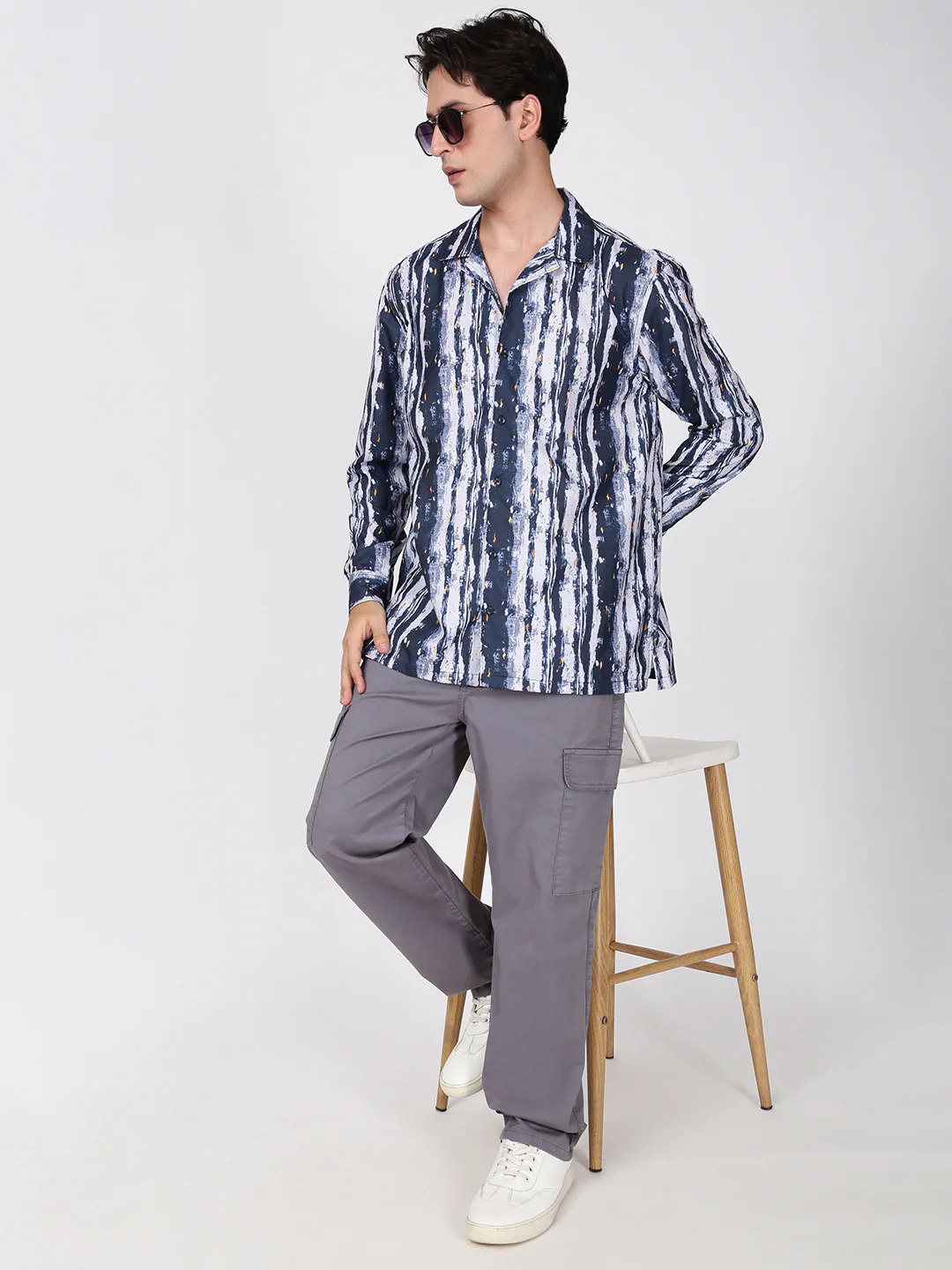 Men Navy Resort Collar Relax Fit Printed Shirt - Image 5