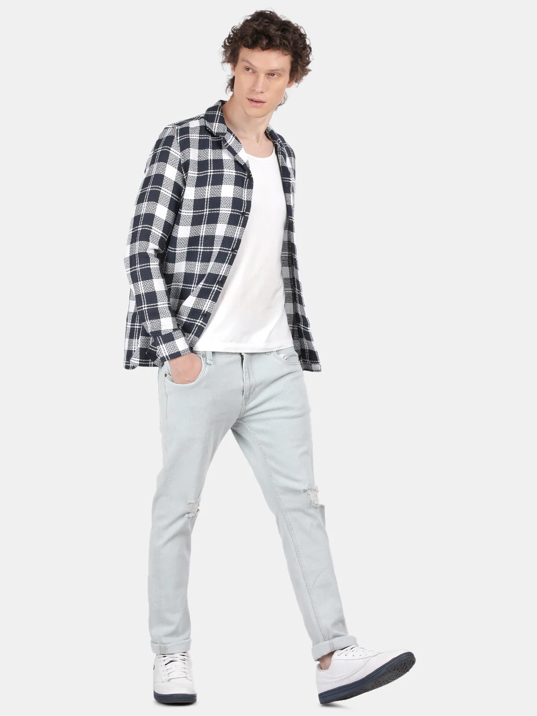 Men Navy Slim Fit Lapel Collar Full Sleeve Casual Shirt - Image 3