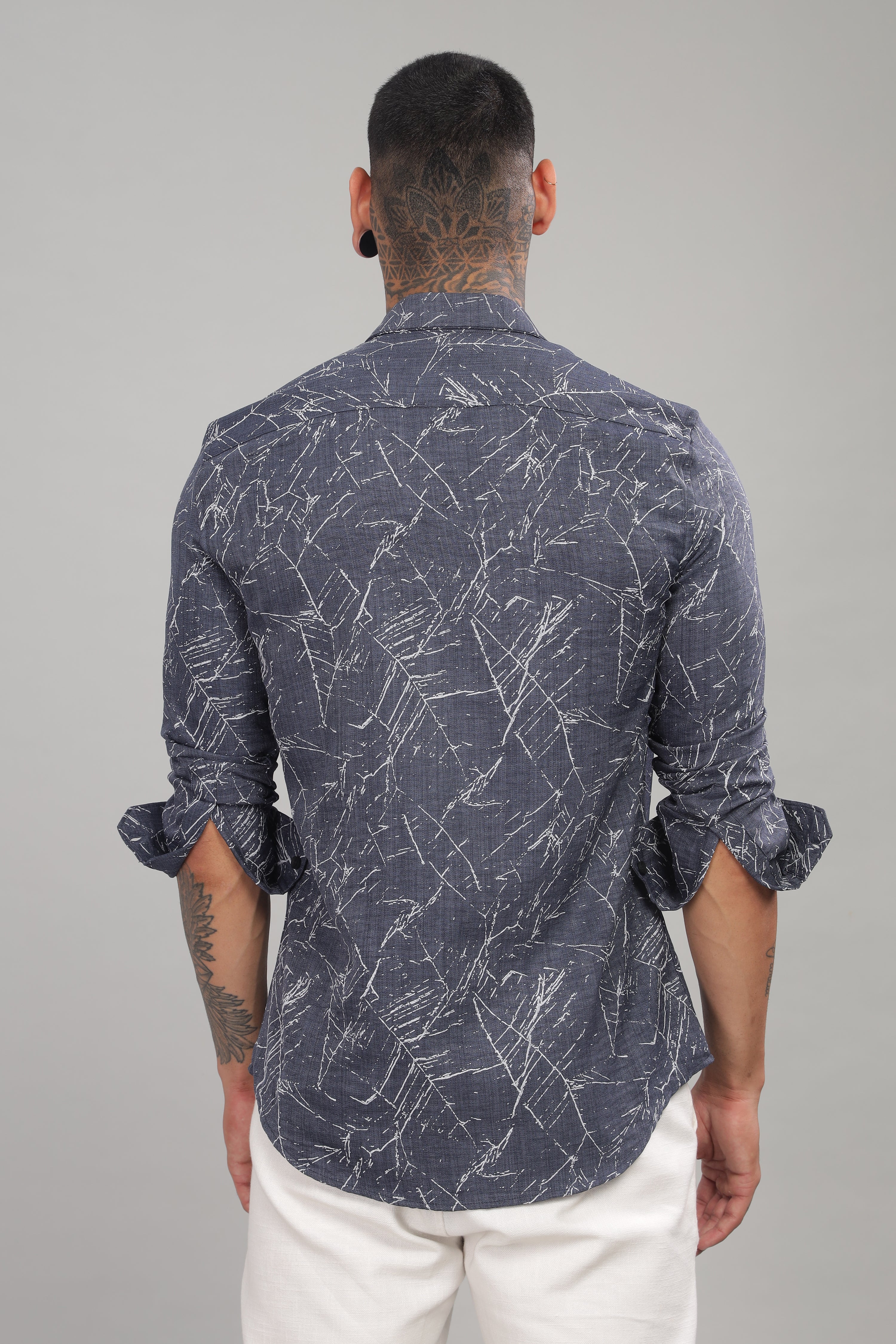 Men Navy Slim Fit Shirt - Image 2