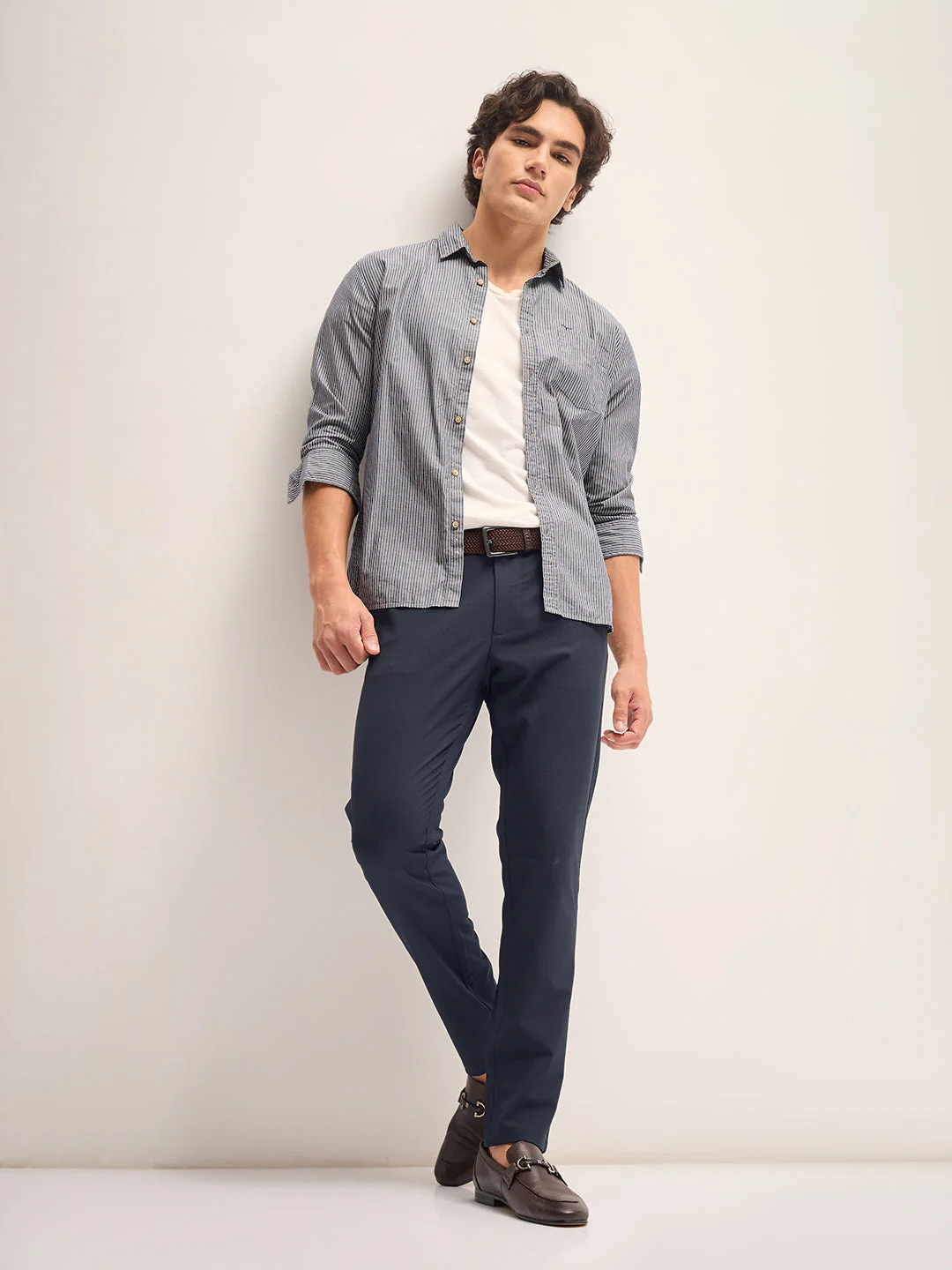 Men Navy Solid 4 Way Stretch Formal Trouser - Image 3