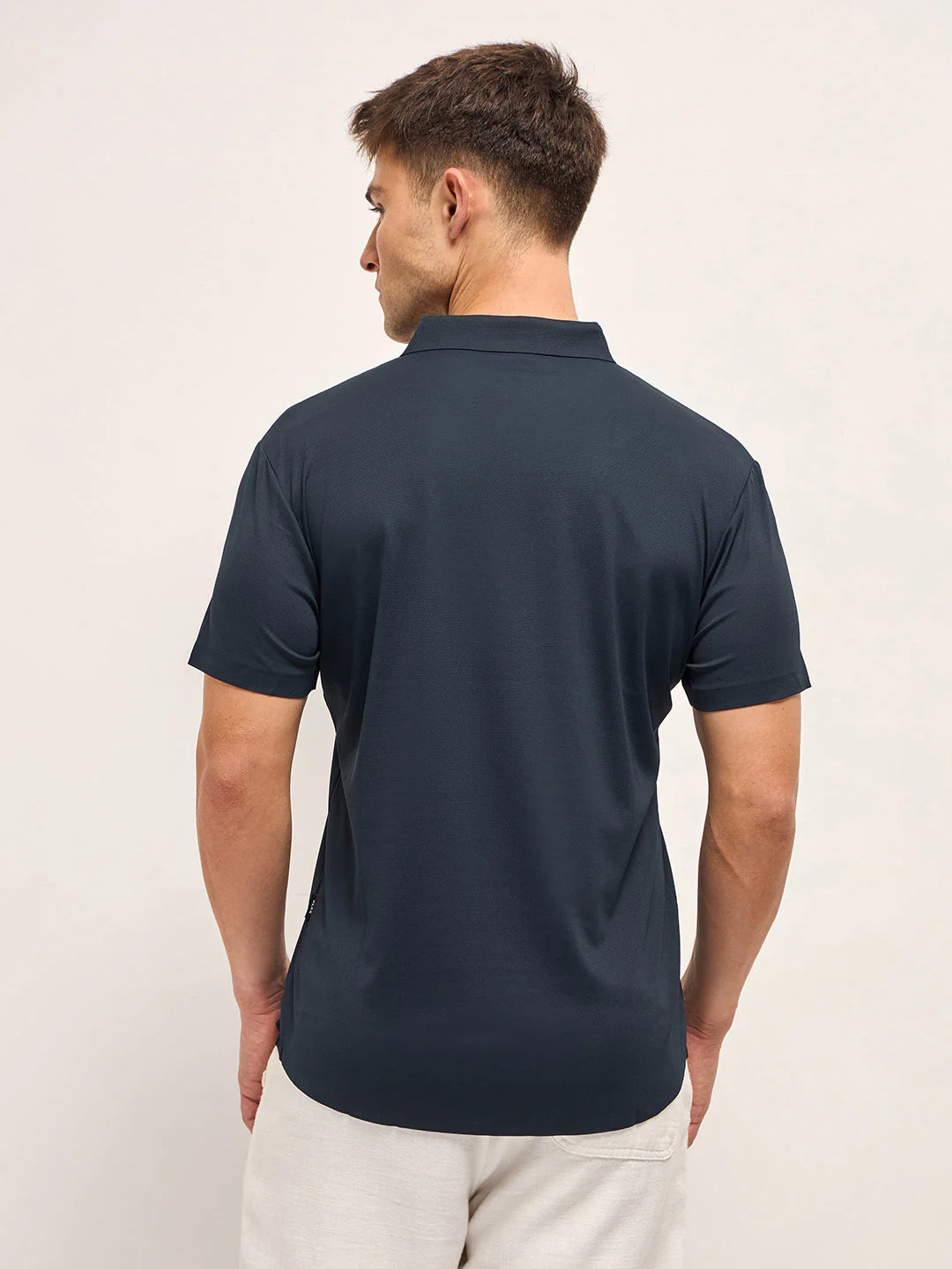 Men Navy Solid Nylon Blend Classic Spread Collar Shirt - Image 2