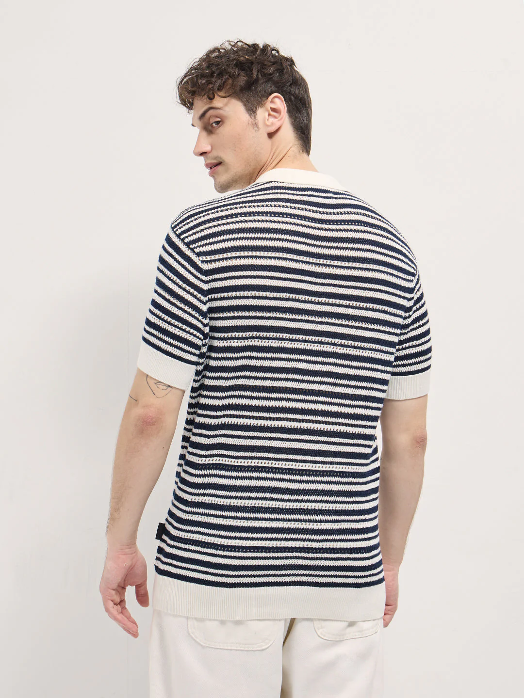 Men Navy & White Horizontal Striped Textured Knit Design Regular Fit Polo - Image 2