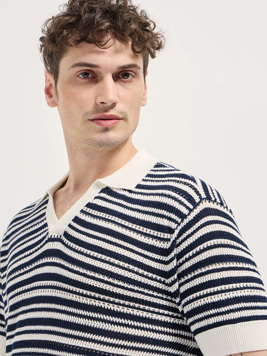 Men Navy & White Horizontal Striped Textured Knit Design Regular Fit Polo - Image 5