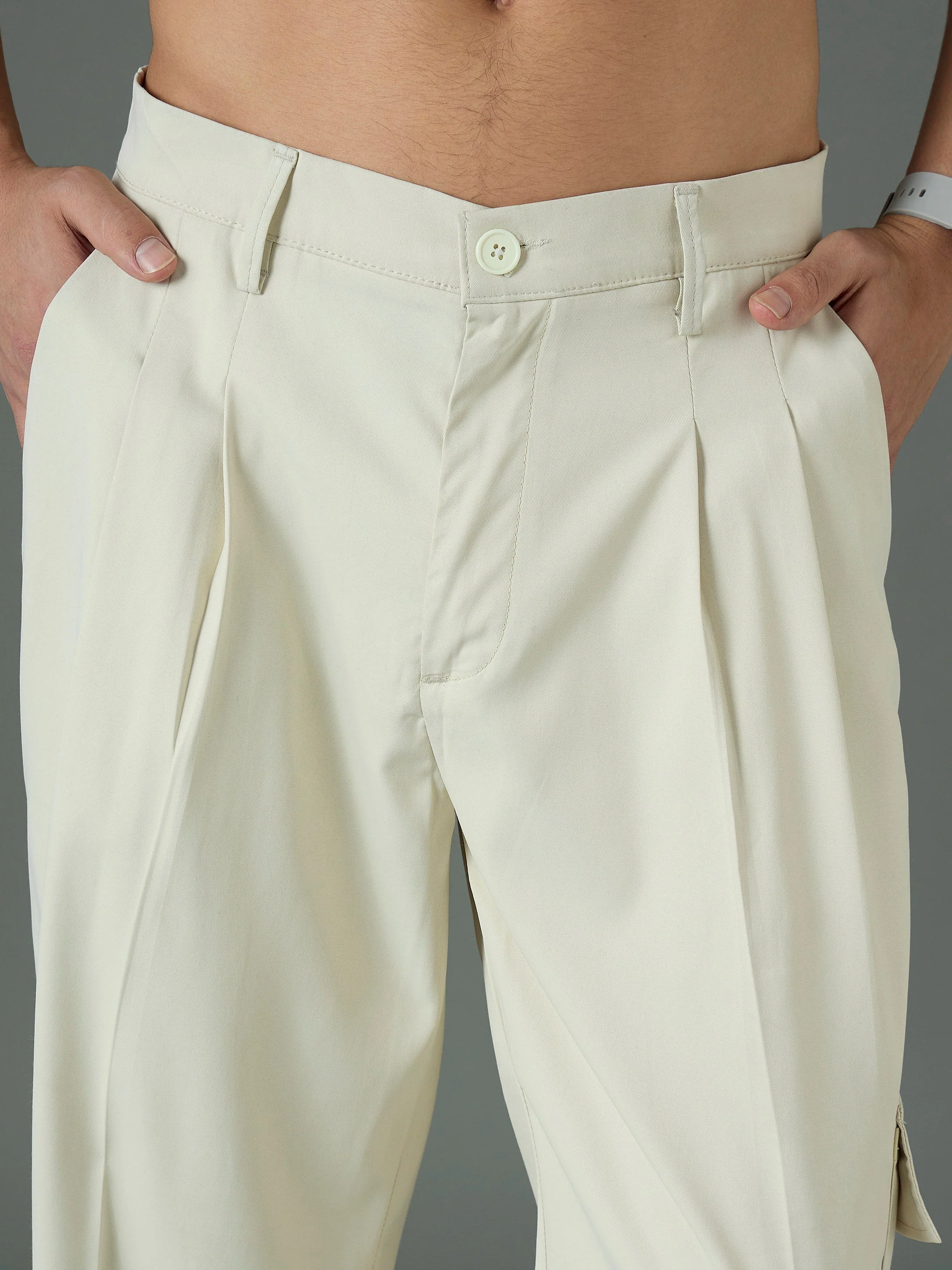 Men Off White Side Flap Pocket Relax Fit Korean Trouser - Image 3