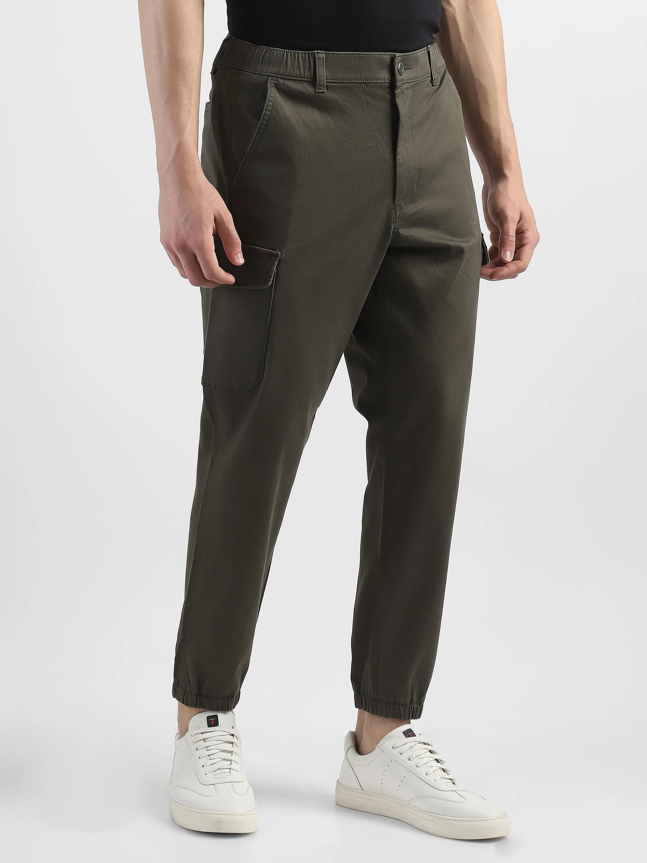 Men Cotton Blend Olive Cargo Pants with 6 Pockets - Image 4