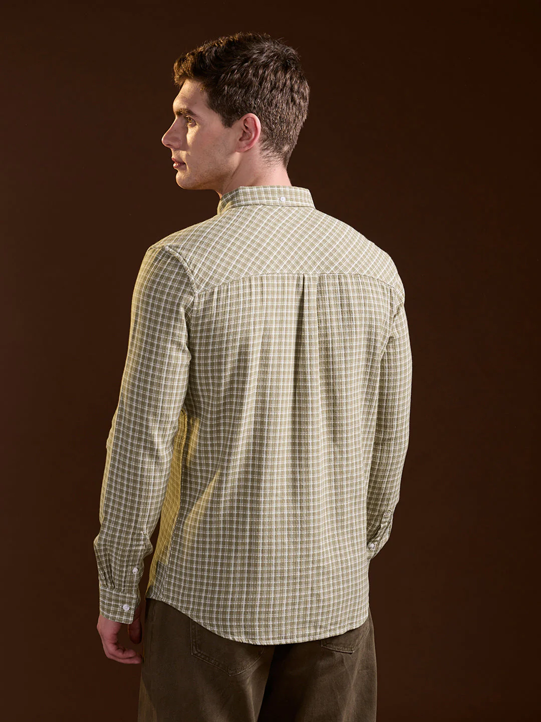 Men Olive Checkered Slim Fit Casual Shirt - Image 2