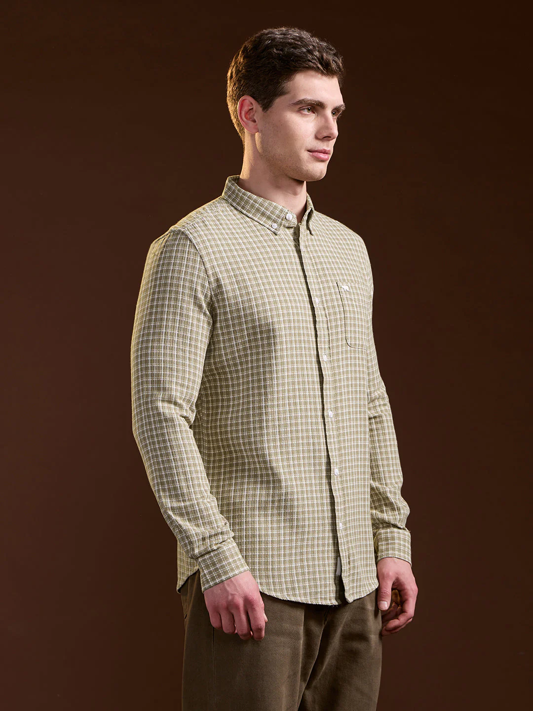 Men Olive Checkered Slim Fit Casual Shirt - Image 3