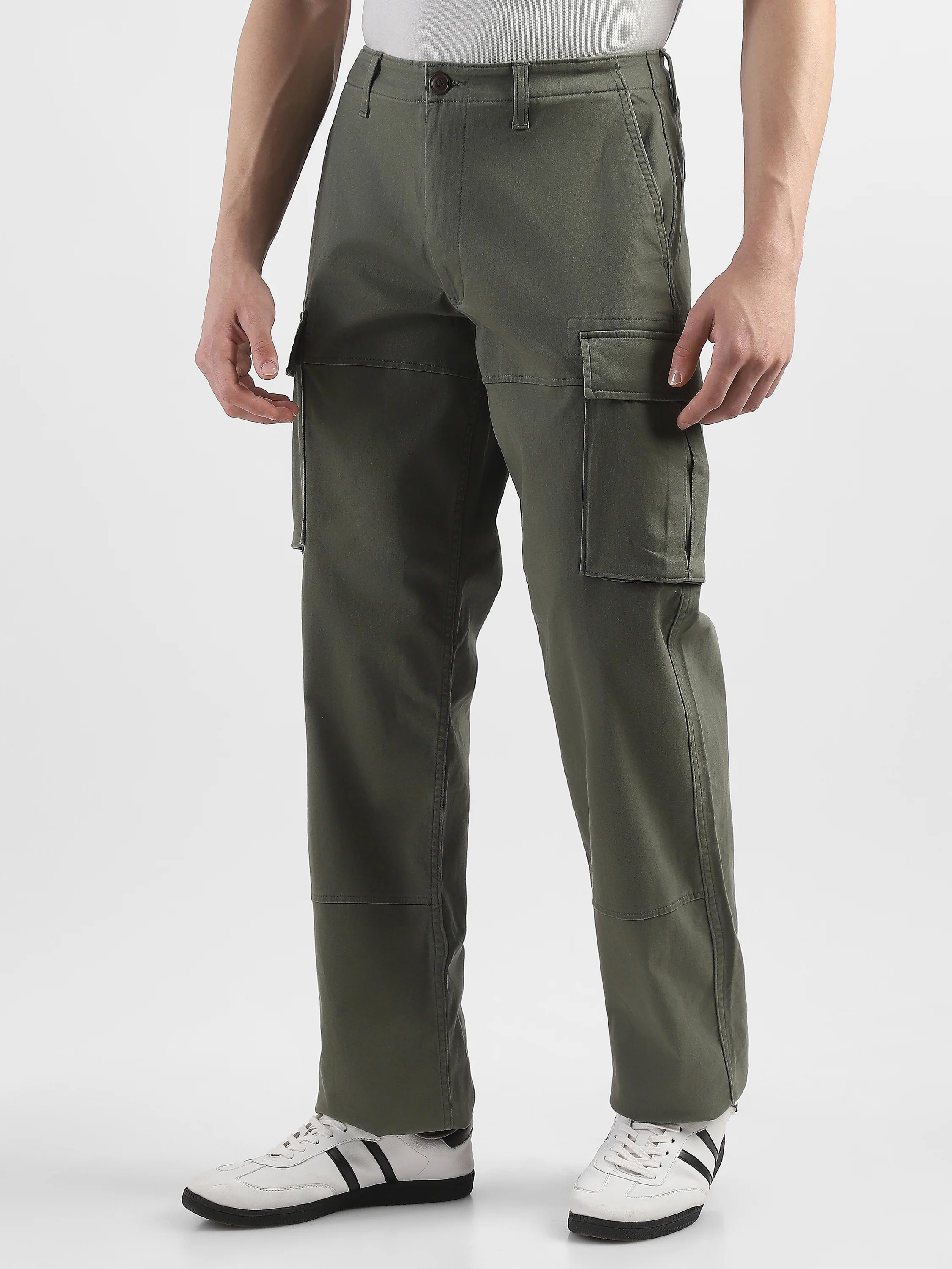 Men Olive Cotton Mid Rise Cargo Pants - Image 3