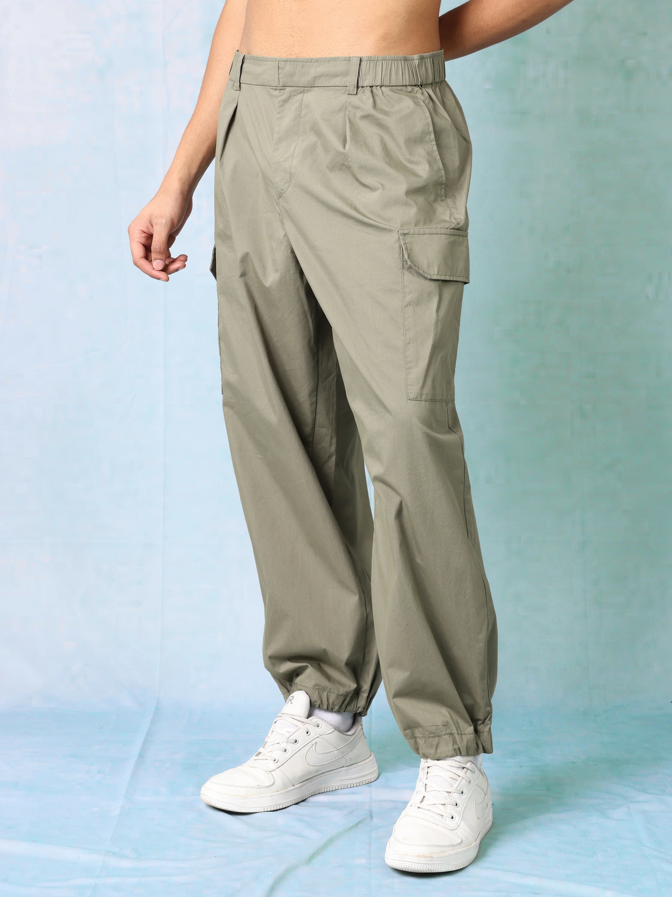 Men Olive Comfort Fit Cargo Pants - Image 5