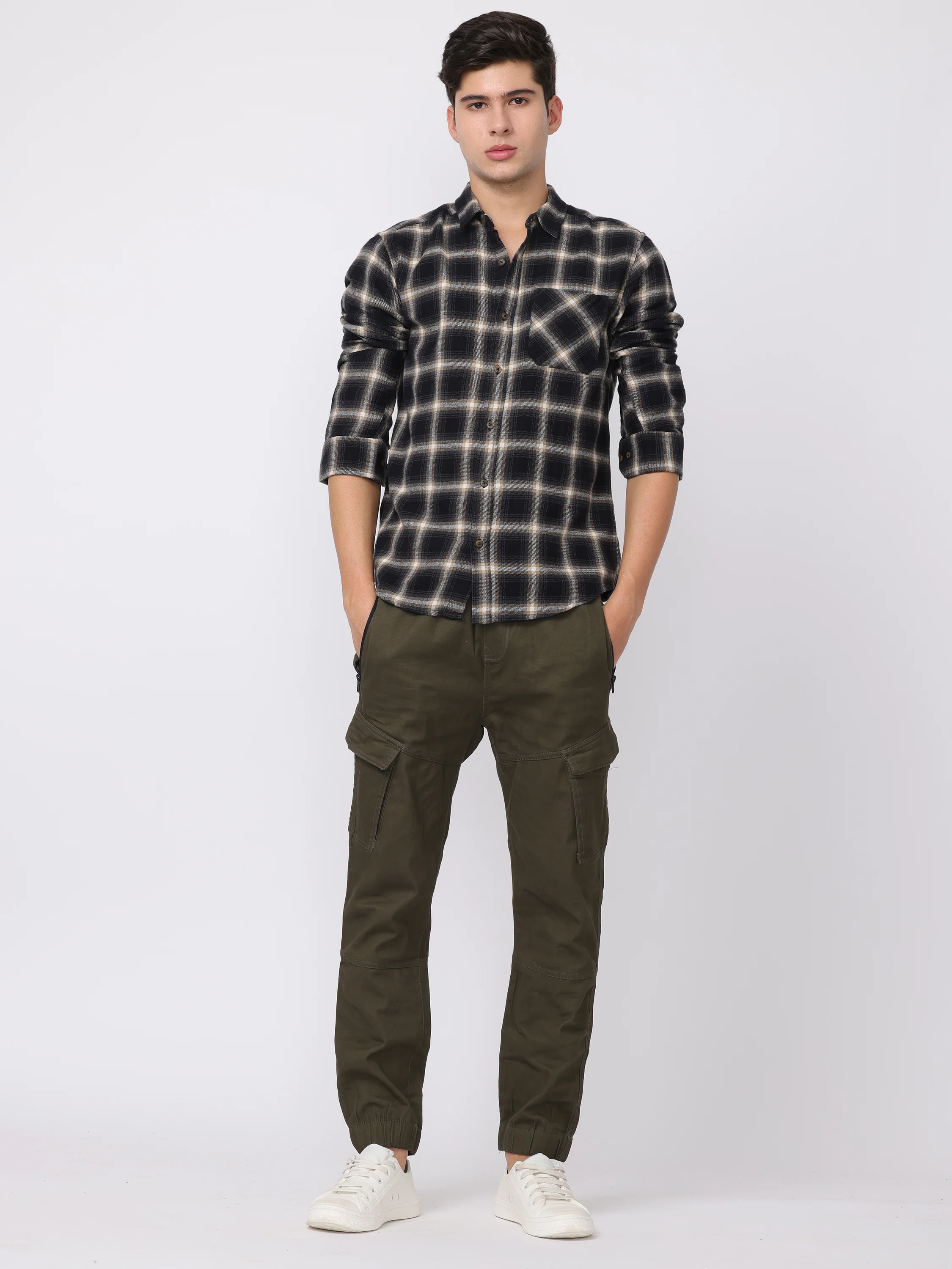 Men Olive Comfort Fit Joggers - Image 2