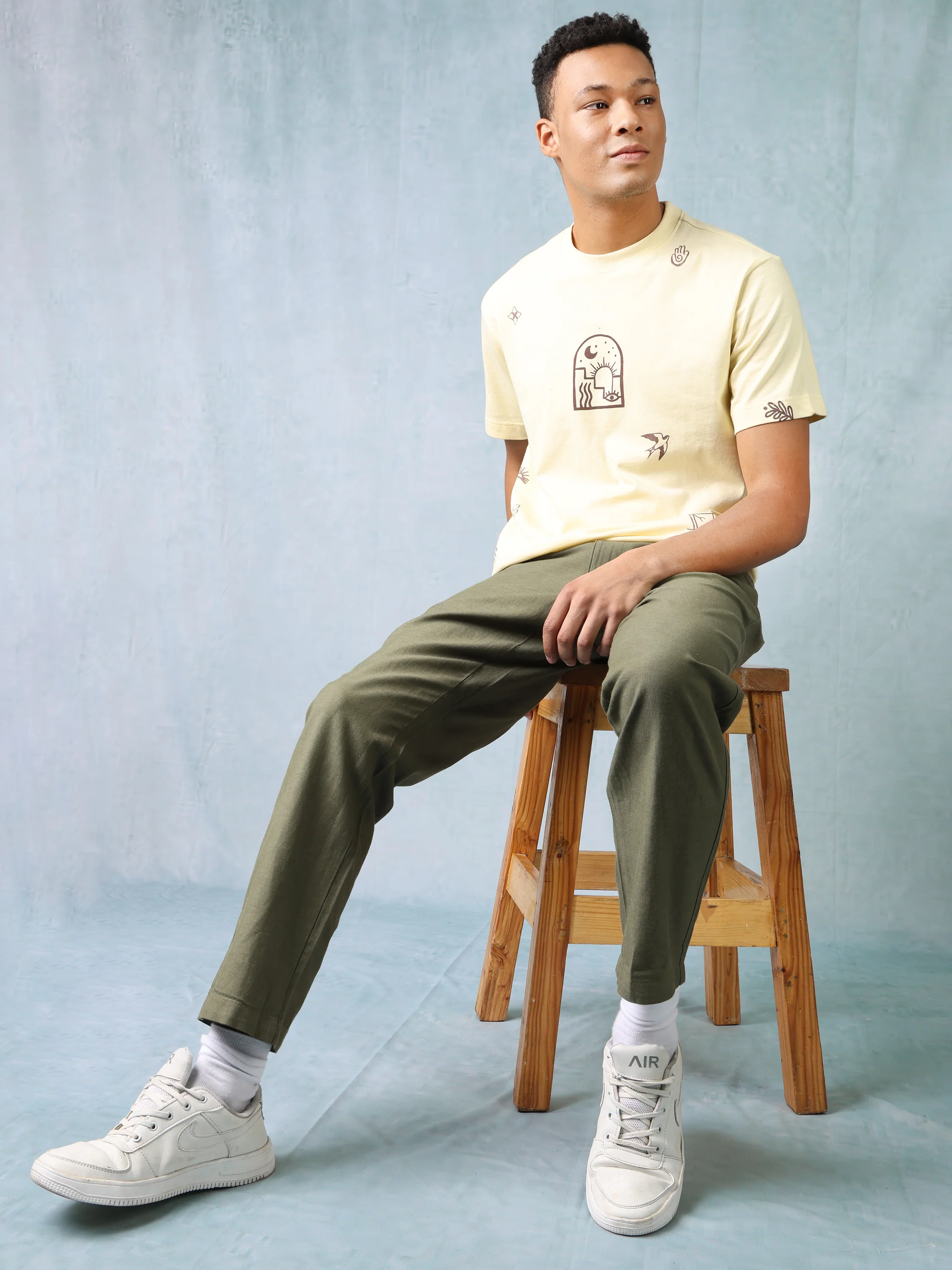 Men Olive Comfort Fit Pants - Image 2