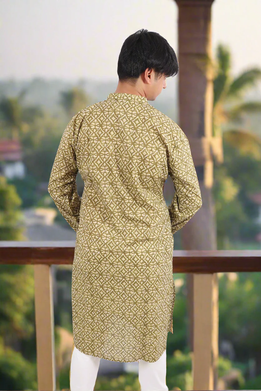 Men Olive Cotton Geometric Printed Straight Kurta - Image 2