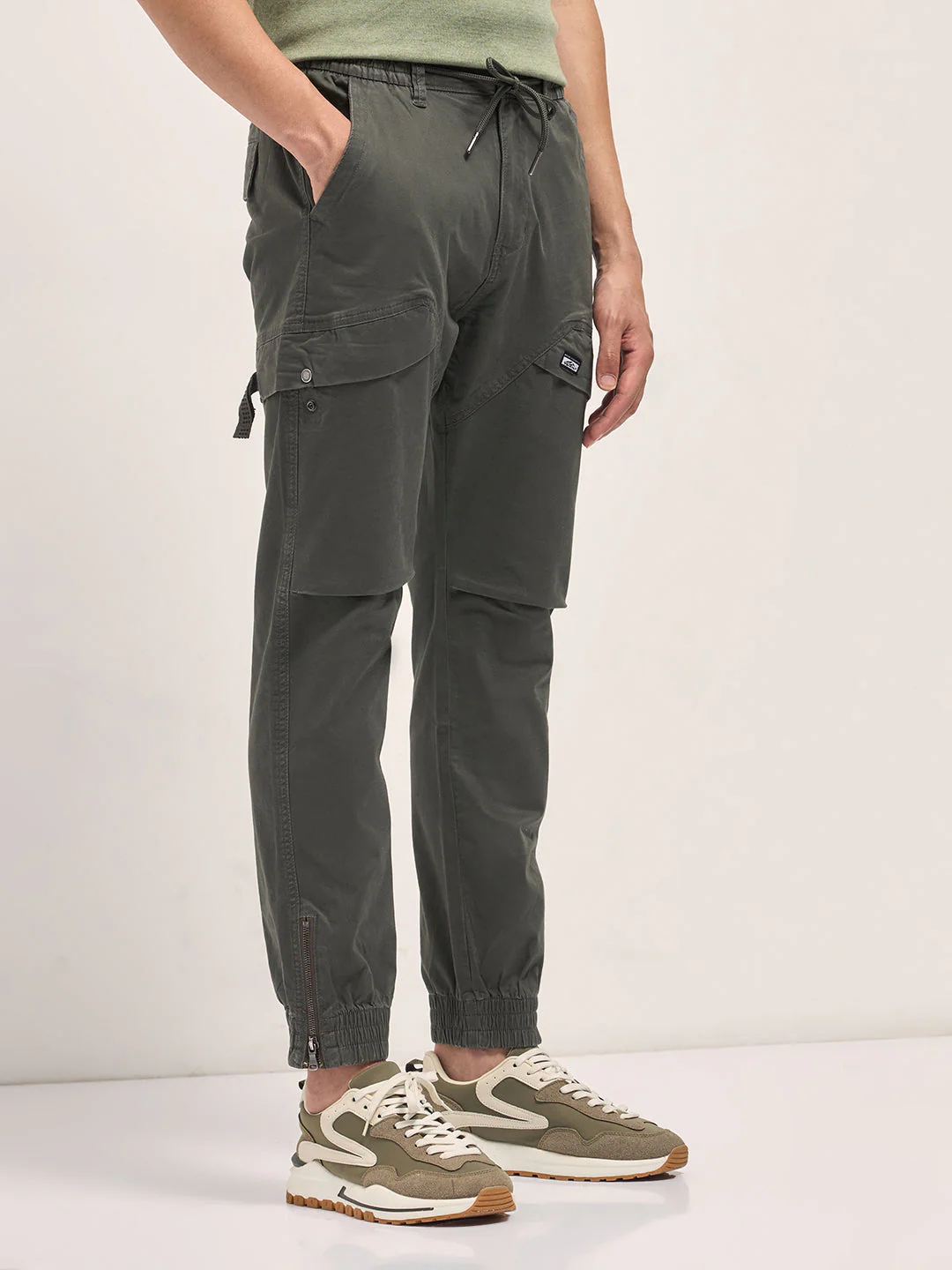 Men Olive Cotton Relaxed Fit Cargo Pants - Image 3
