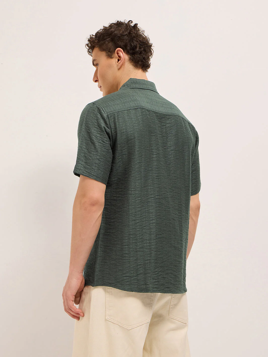 Men Olive Crinkled Textured Regular Fit Half-Sleeve Casual Shirt - Image 2