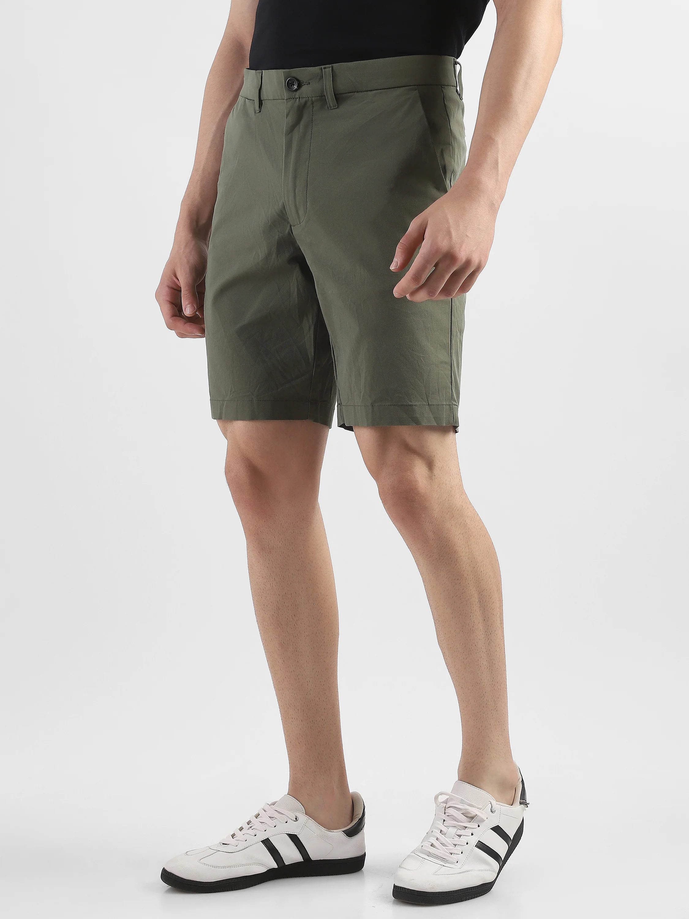Men Olive Knee Length Regular Fit Shorts - Image 5