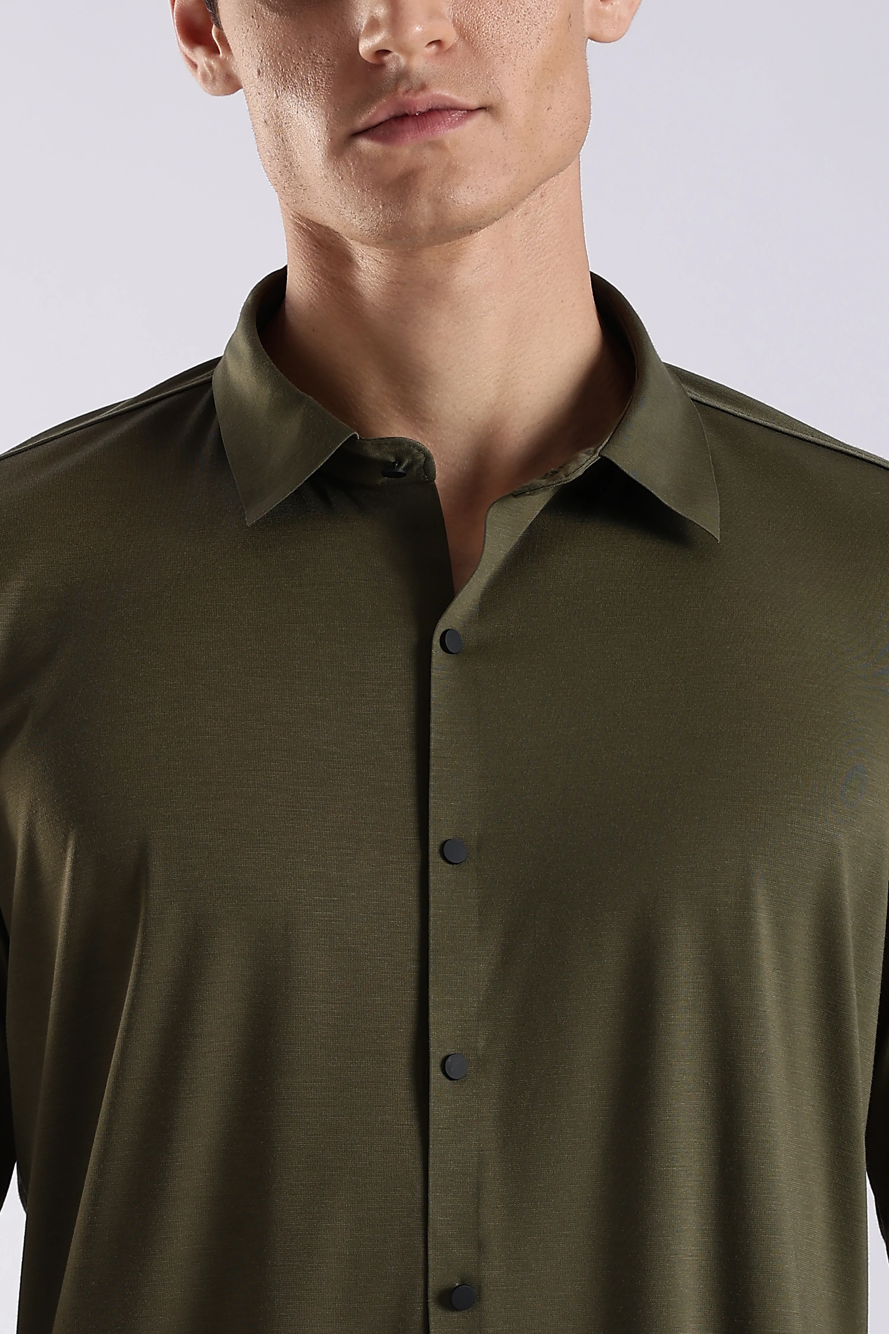 Men Olive Knitted Slim Fit Shirt - Image 5