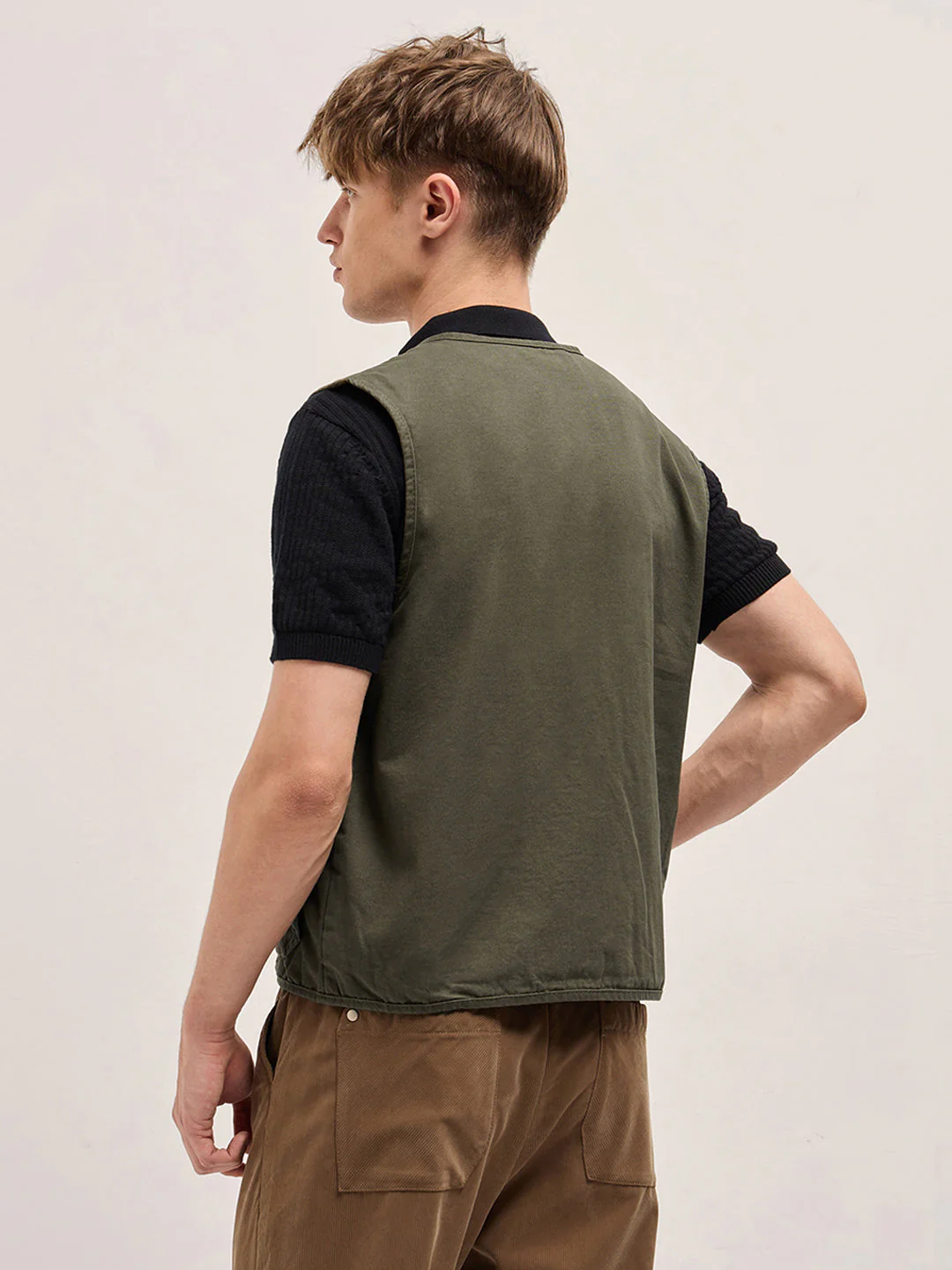 Men Olive Outdoor Utility Multi-Pocket Vest Jacket - Image 2