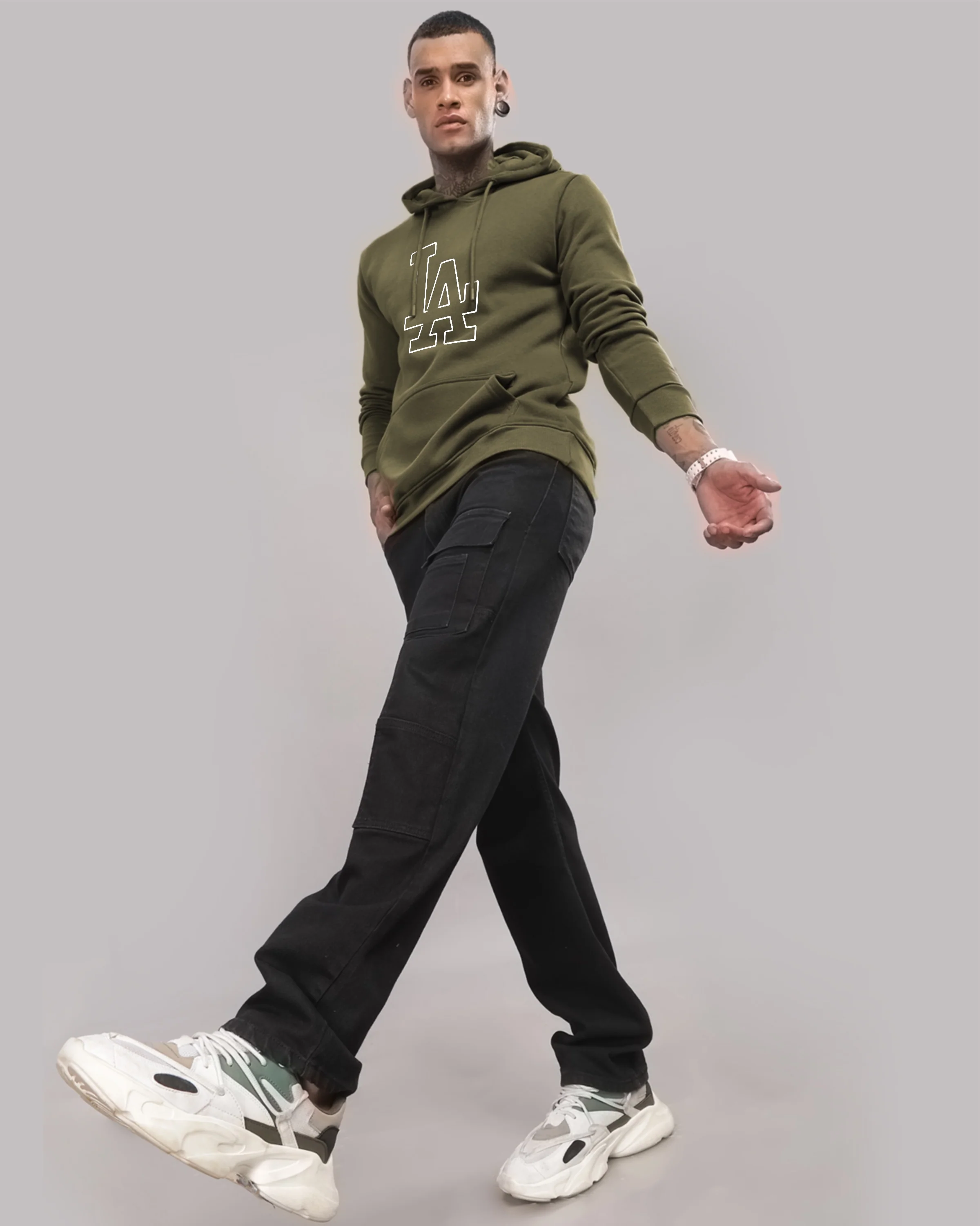 Men Olive Printed Hoodie - Image 5