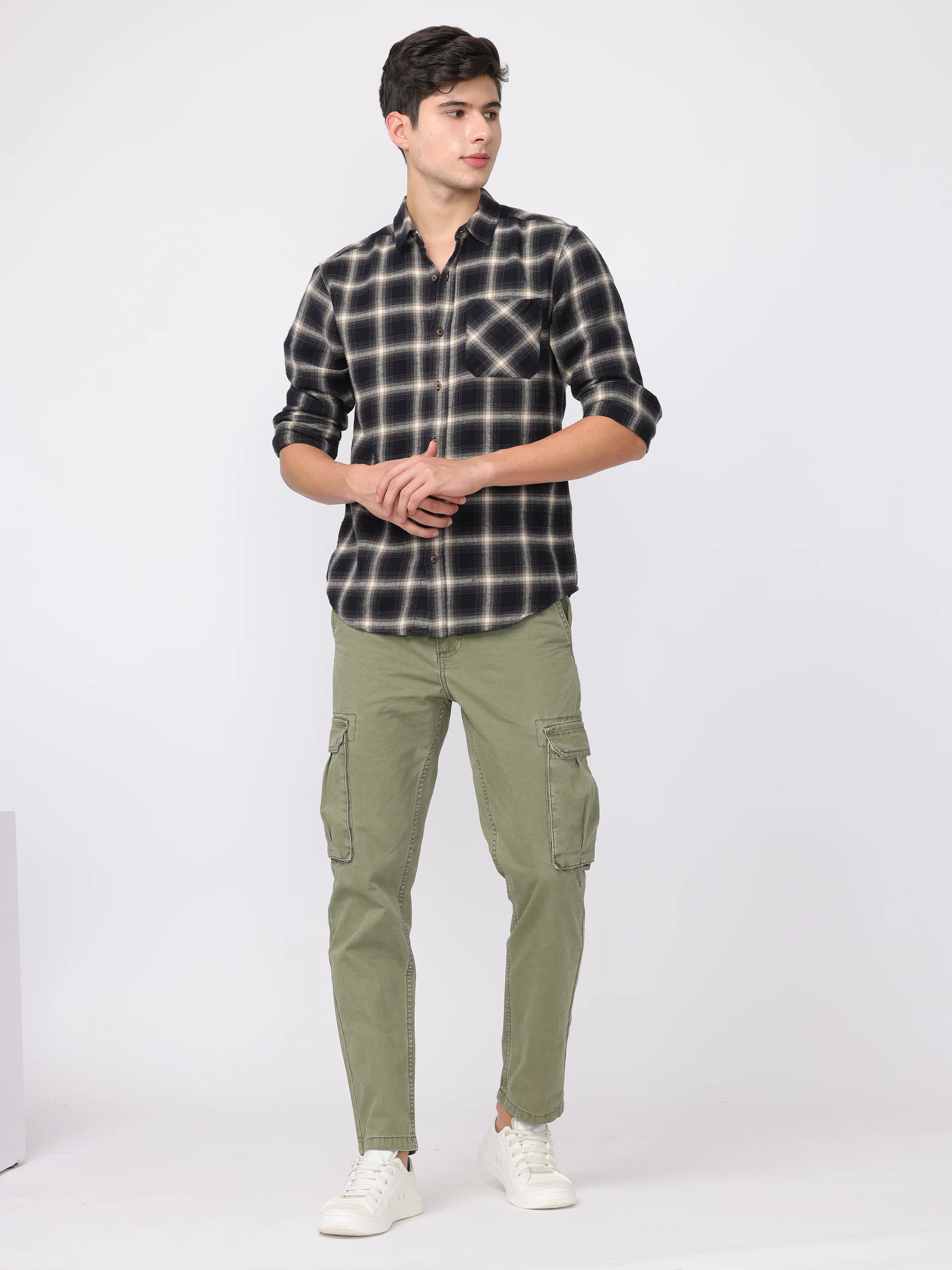 Men Olive Regular Fit Cargo Pants - Image 2