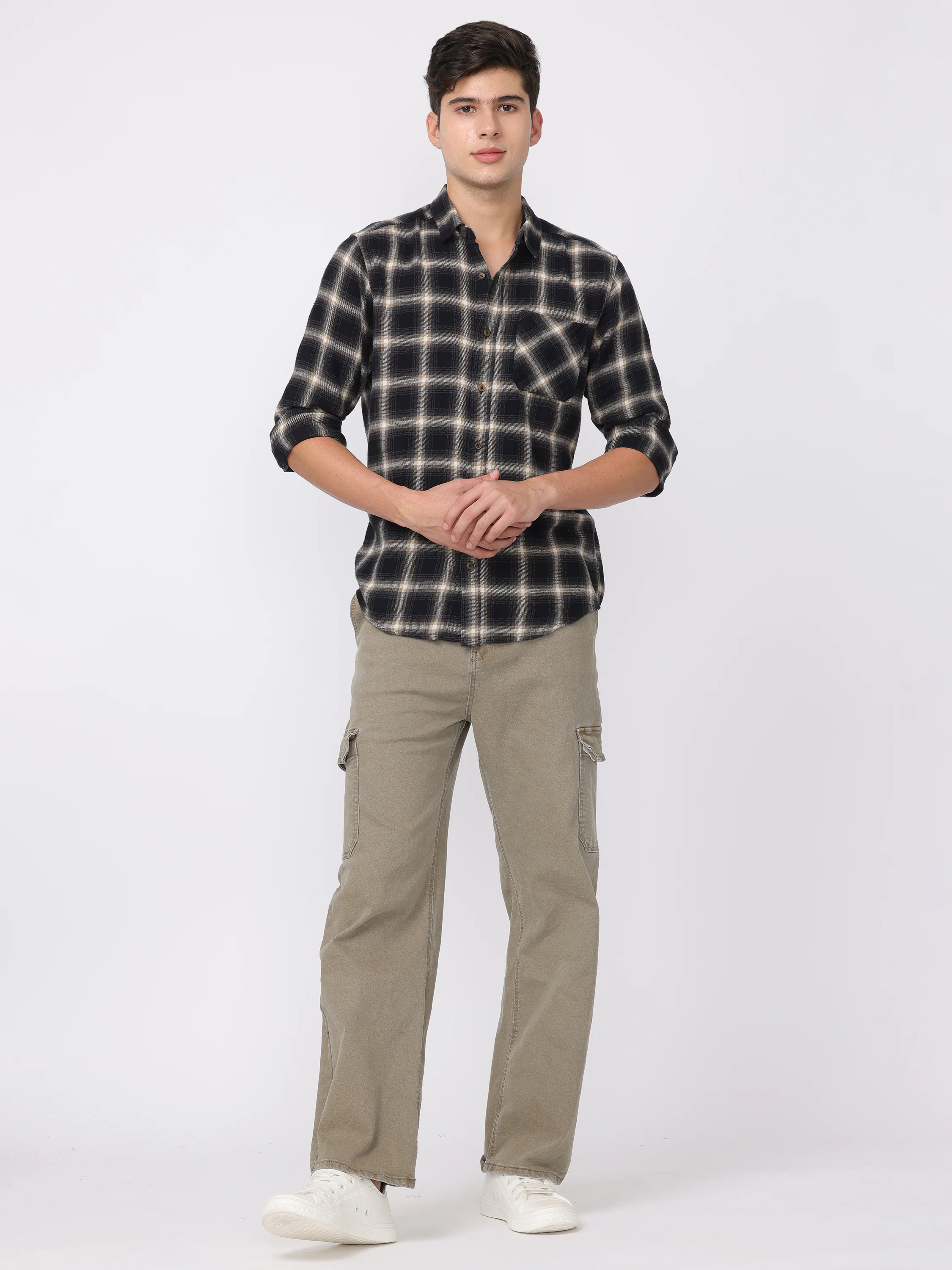 Men Washed Olive Straight Fit Cargo Pants - Image 2