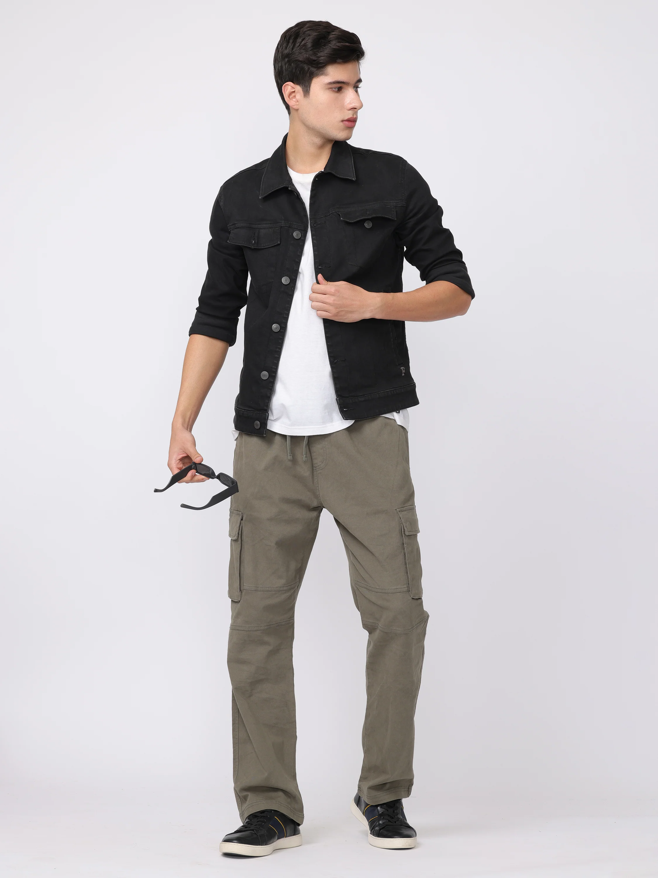 Men Olive Regular Fit Cargo Pants - Image 2