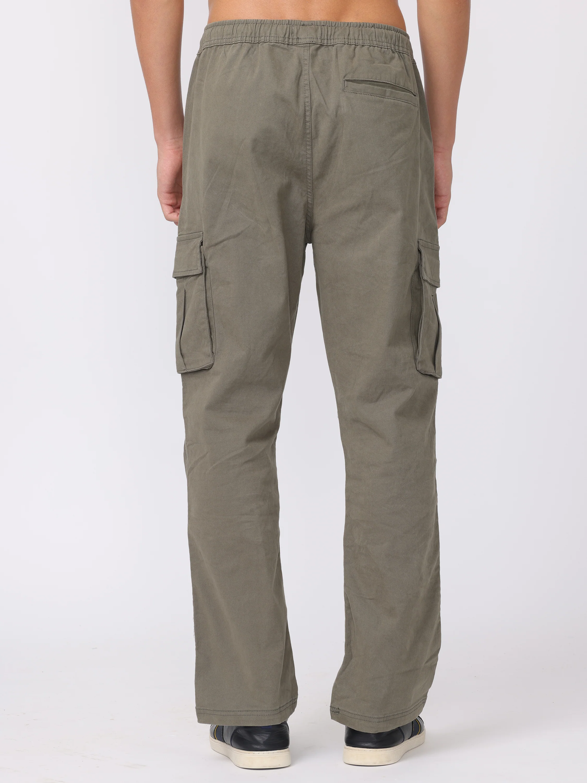 Men Olive Regular Fit Cargo Pants - Image 5