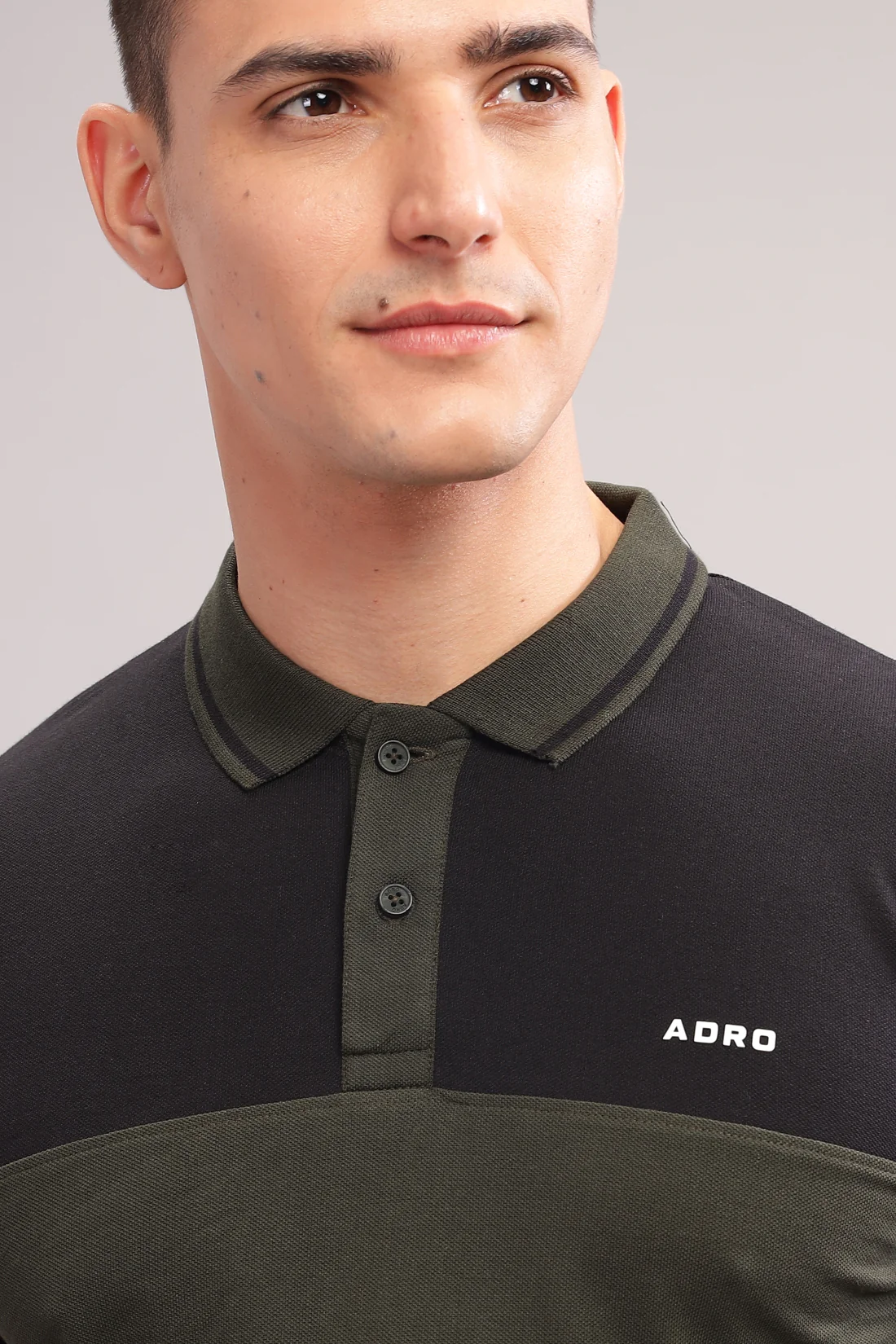Men Olive Regular Fit Polo T-Shirt - Image 3