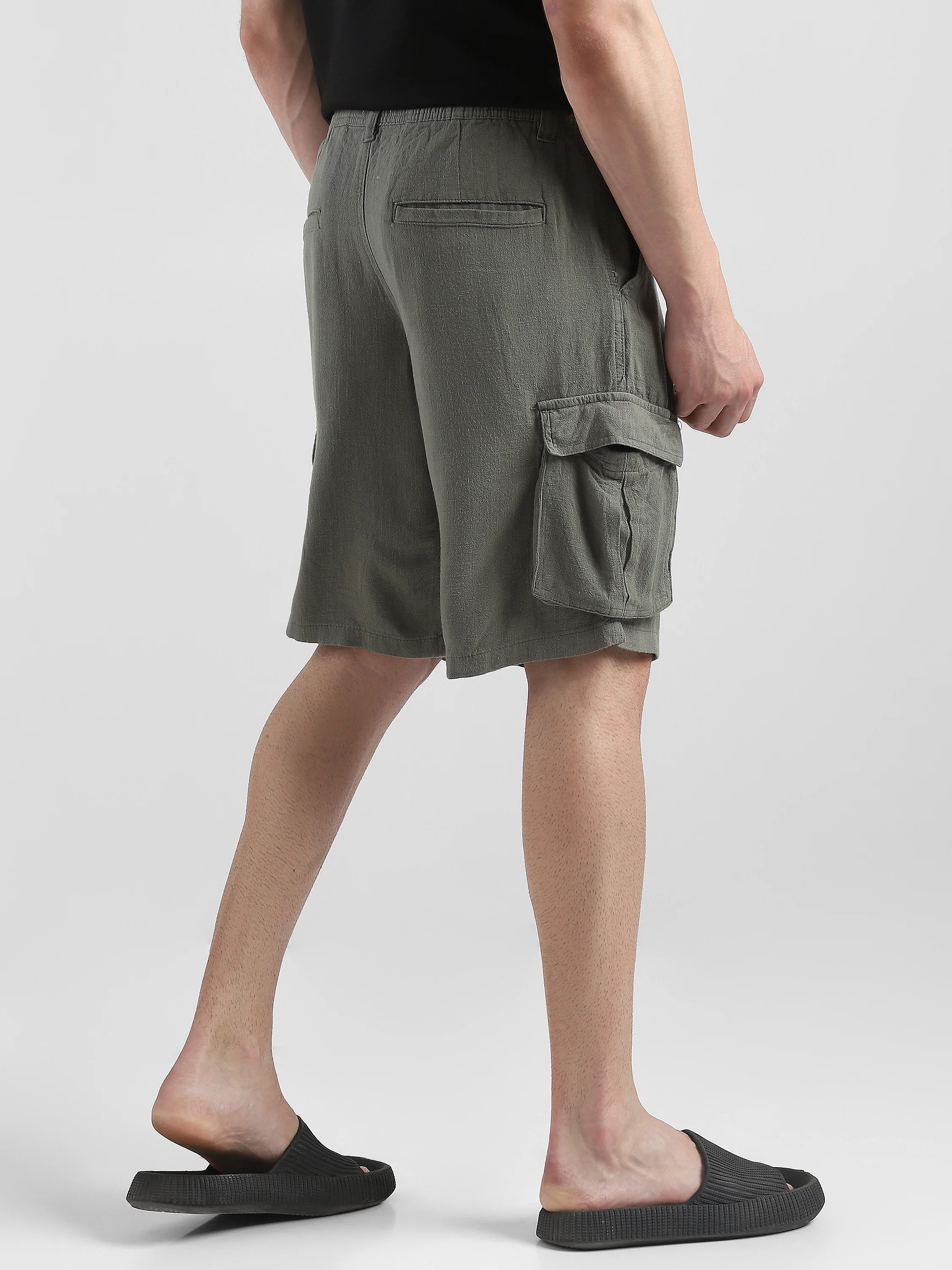 Men Olive Cargo Shorts - Image 4