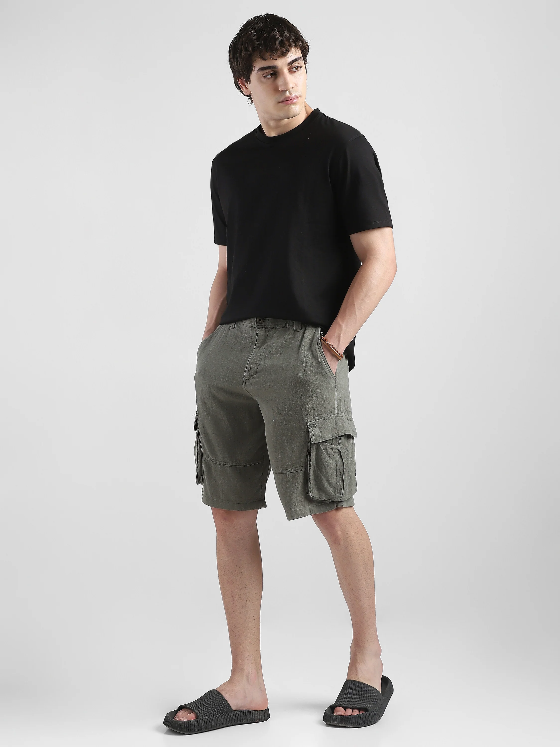 Men Olive Cargo Shorts - Image 5